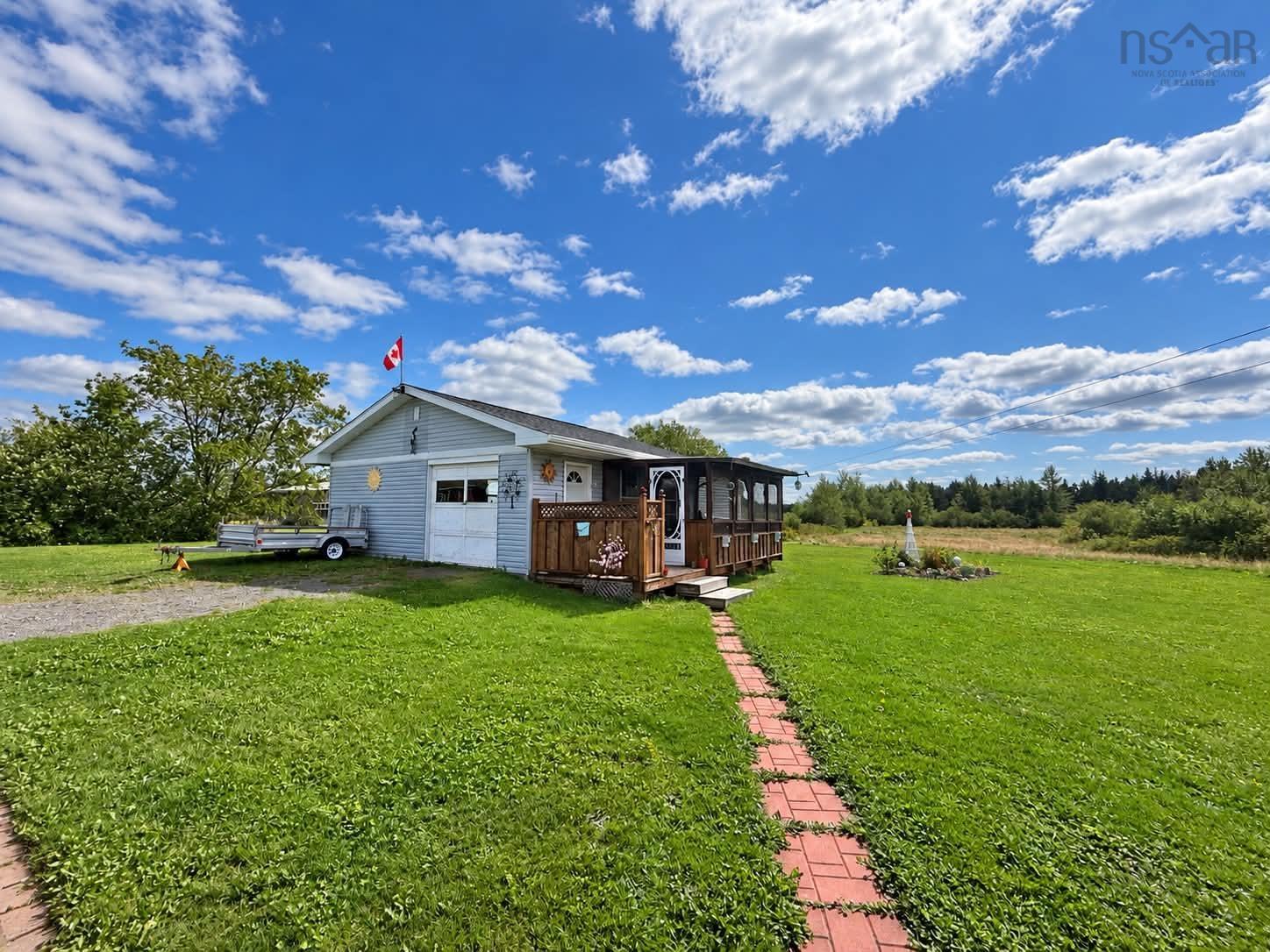 $429,500.00: 950 Brule Shore Road, Brule