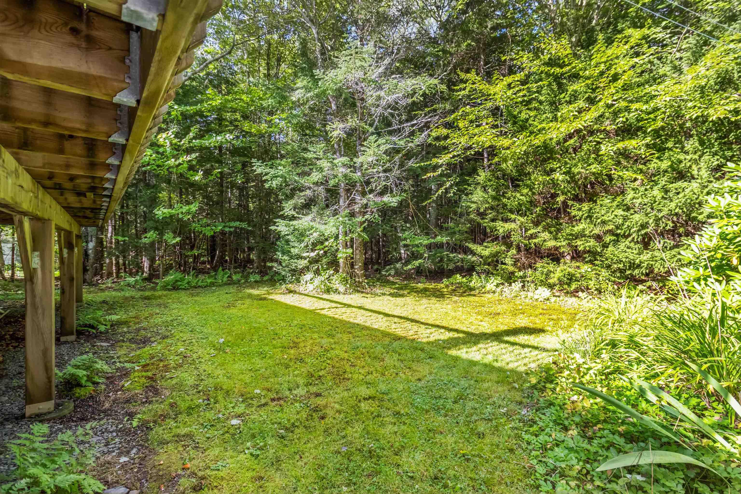 $549,900.00: 17 HALFWAY LAKE     HAMMONDS PLAINS Drive, Maplewood