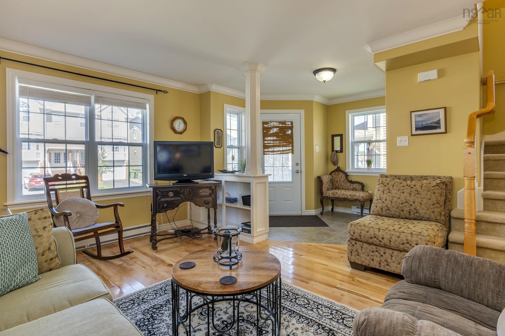 $609,900.00: 76 Outrigger Crescent, Halifax