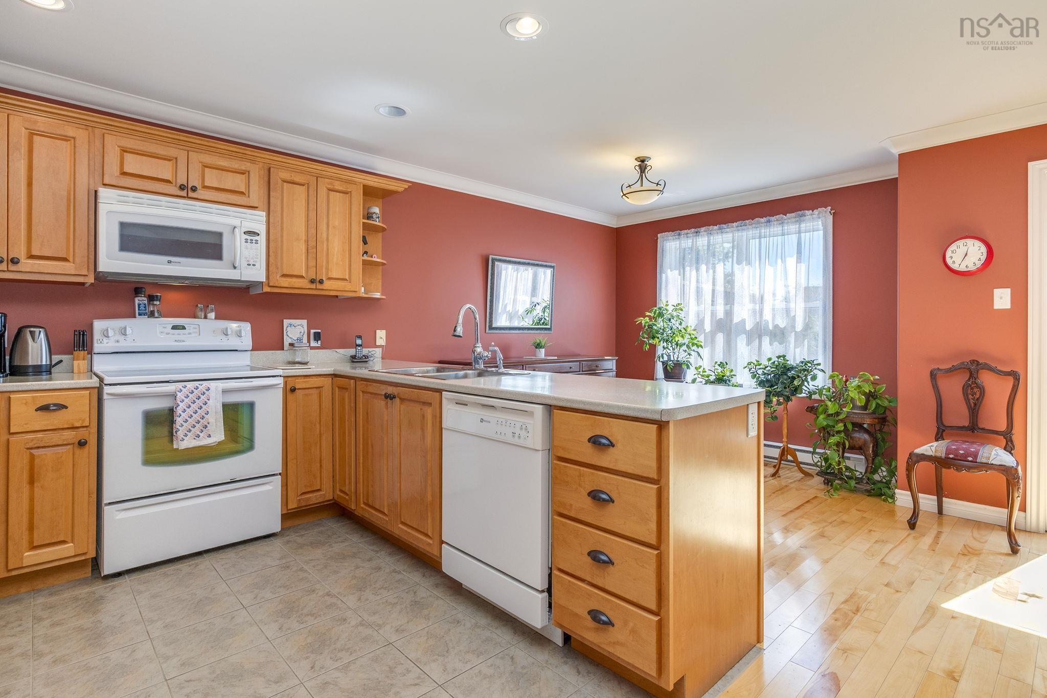 $609,900.00: 76 Outrigger Crescent, Halifax