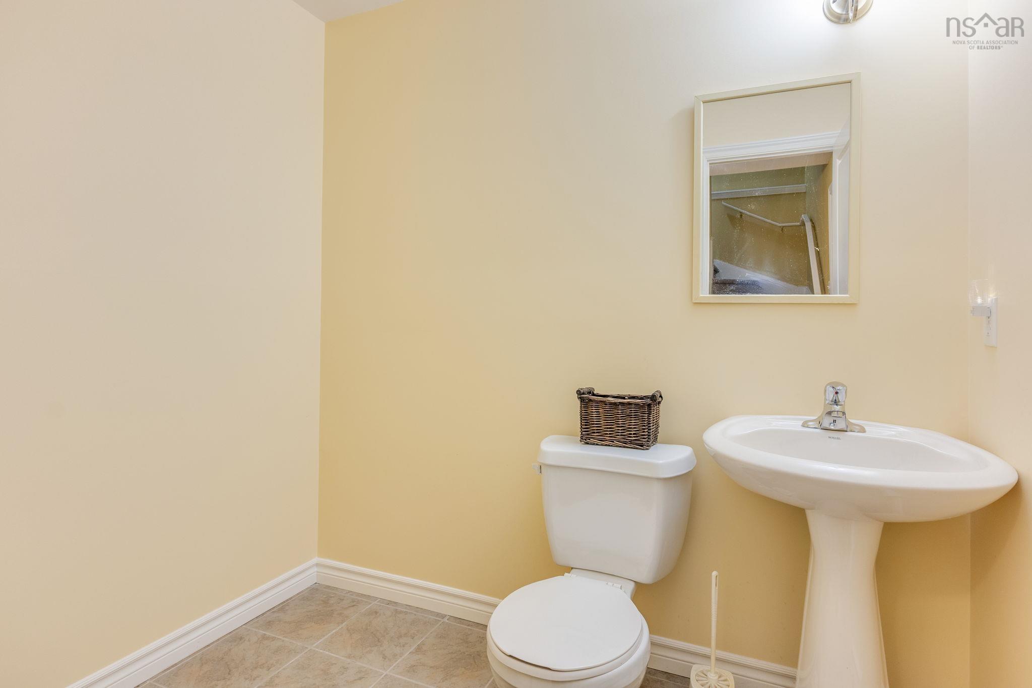 $609,900.00: 76 Outrigger Crescent, Halifax