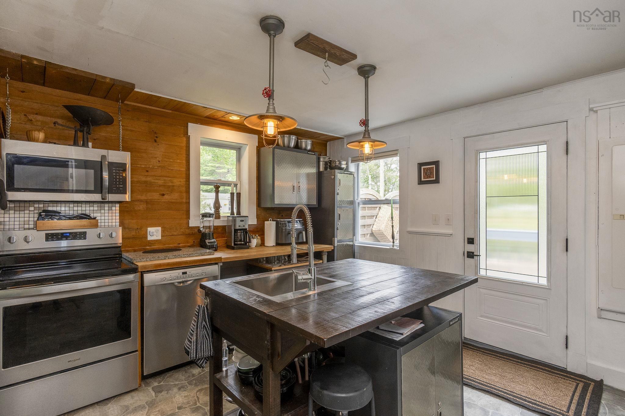 $289,900.00: 170 Dodge Road, Wilmot