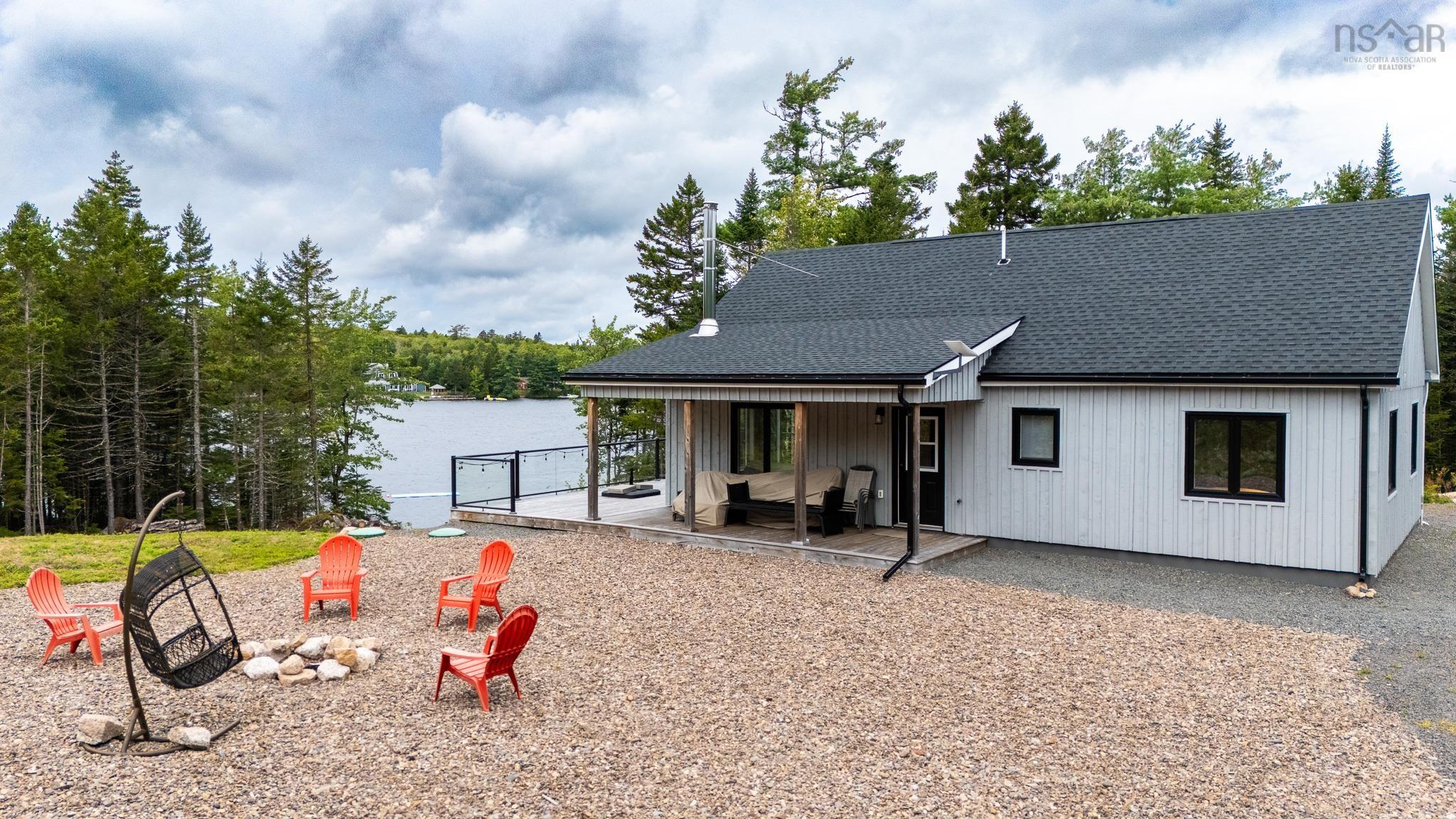 $649,000.00: 411 Granite Lane, Aylesford Lake