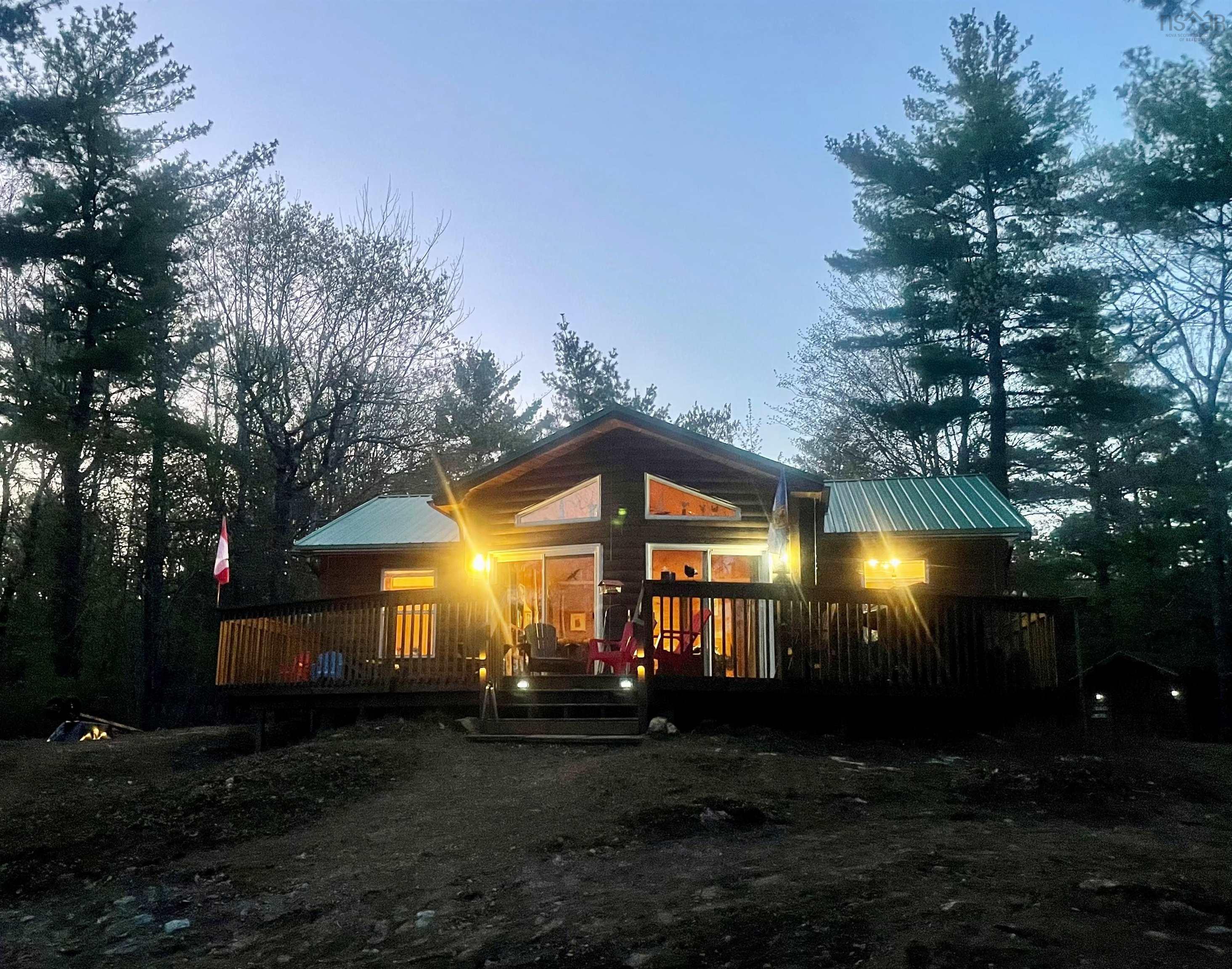 $828,000.00: 21 Babbling Brook Road, Labelle