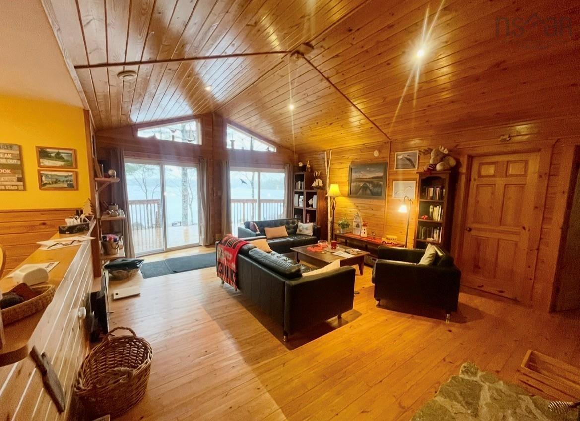 $828,000.00: 21 Babbling Brook Road, Labelle