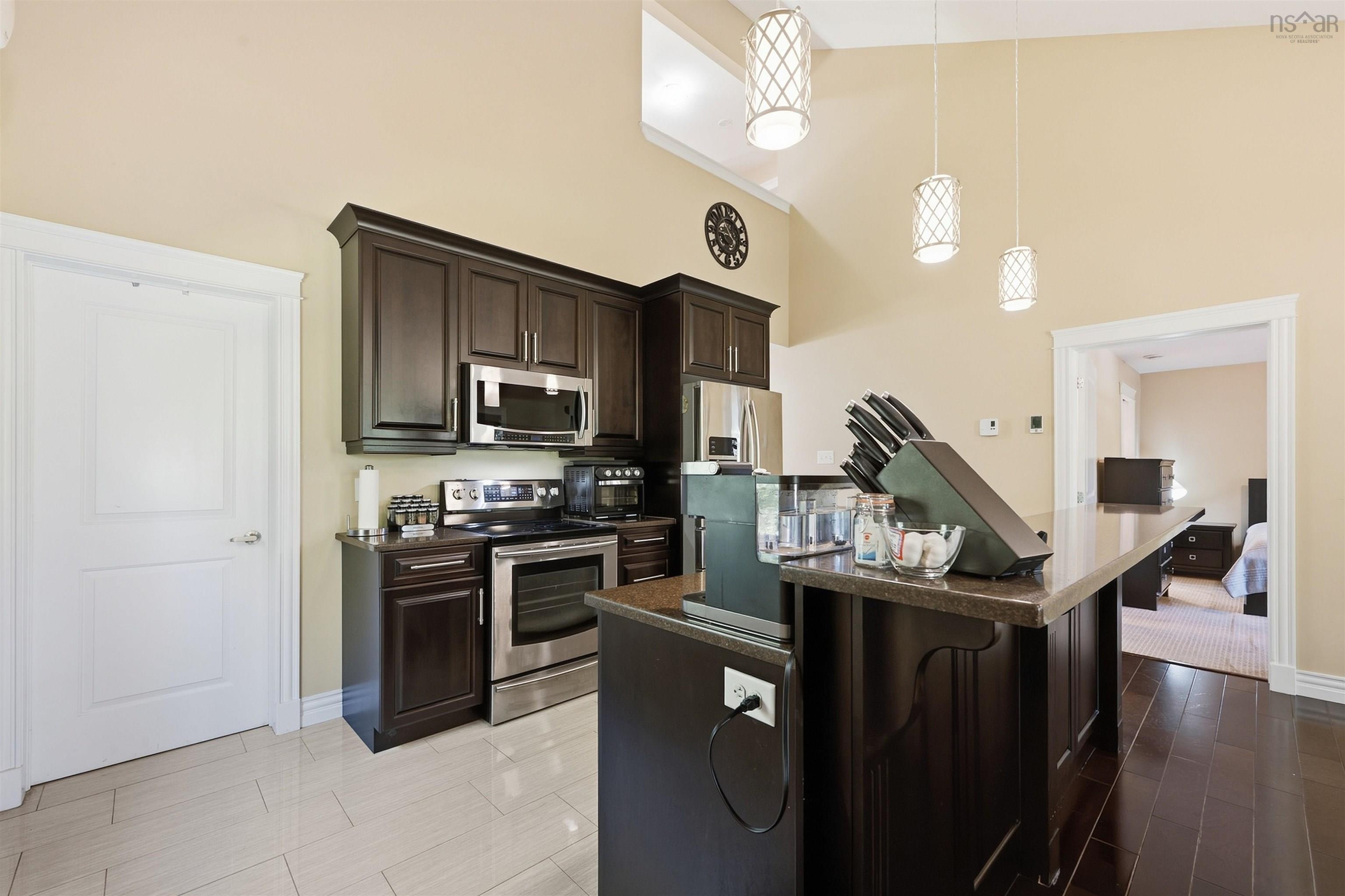 $599,999.00: 26 Country Lake Drive, Lake Echo