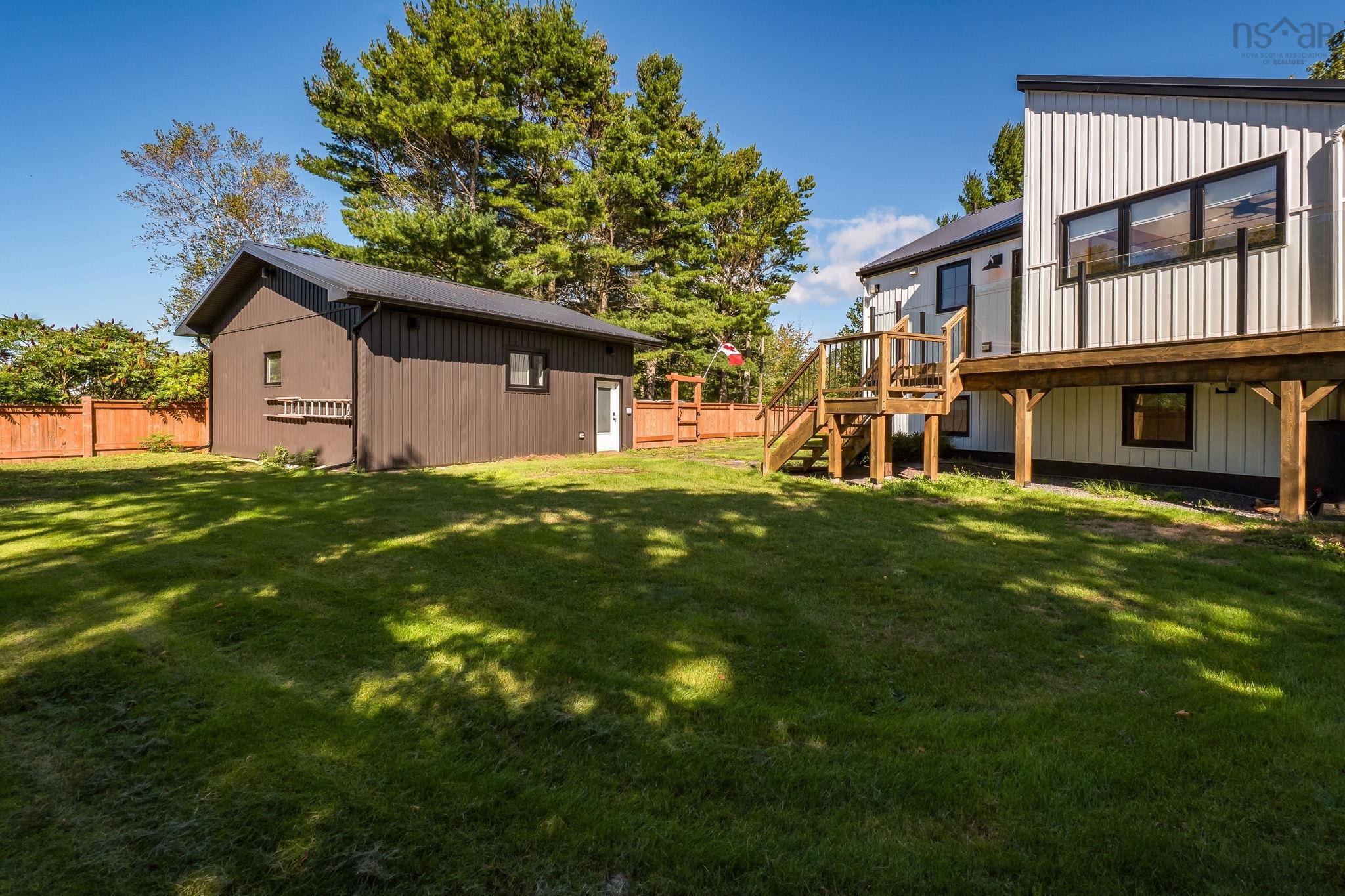 $849,900.00: 504 Porters Point Branch Road, Lower Canard