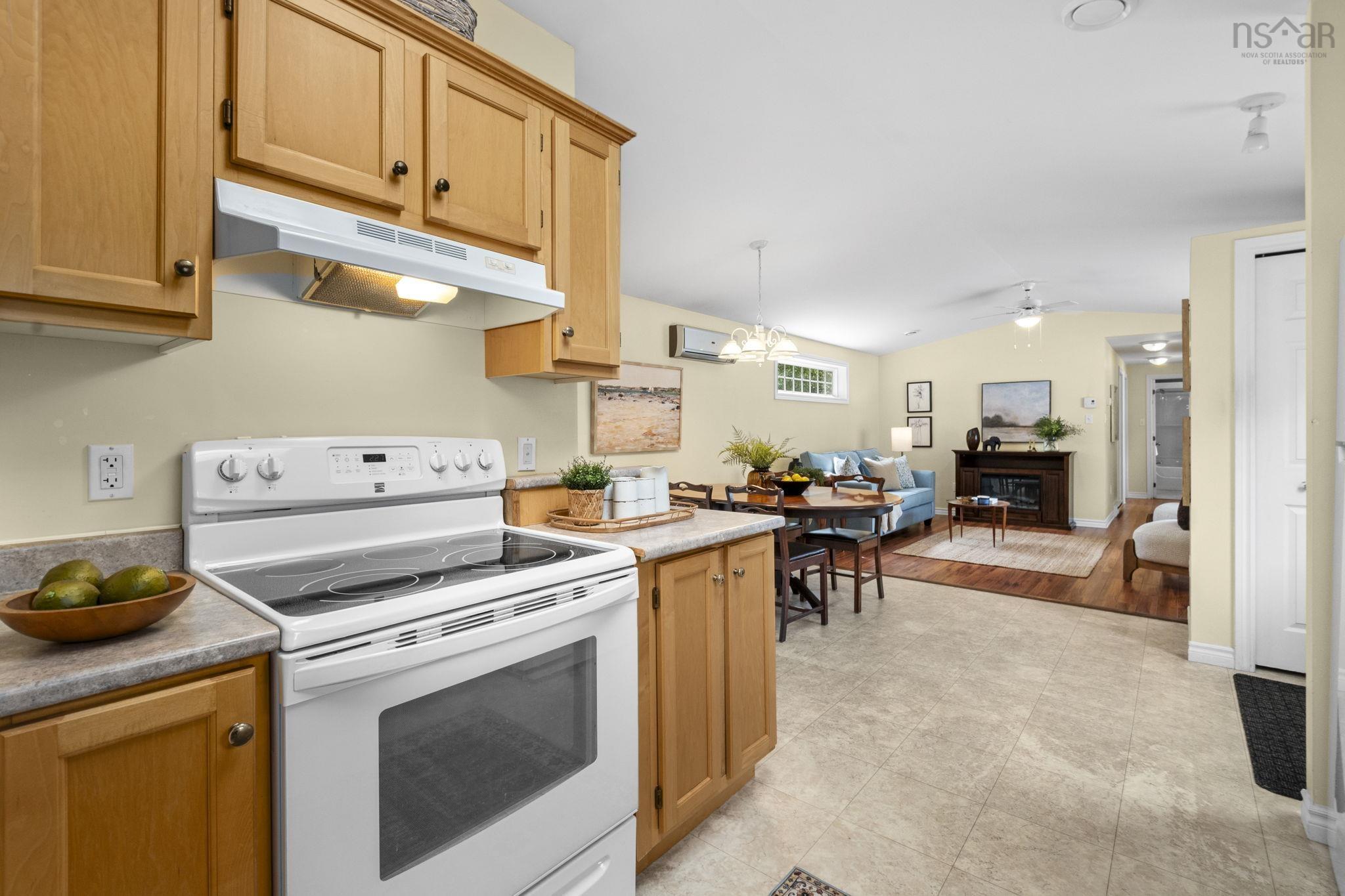 $236,000.00: 33 Commodore Court, New Minas