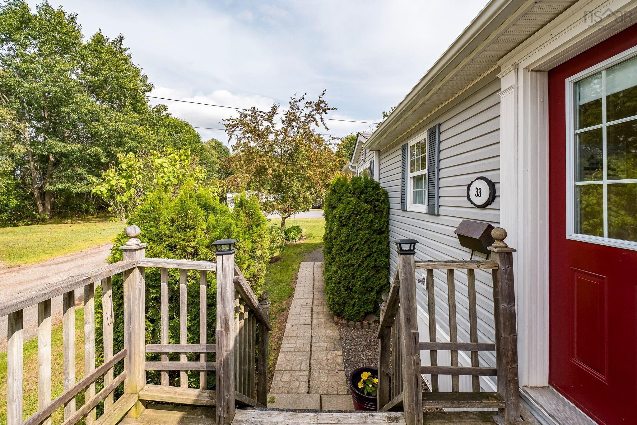 $236,000.00: 33 Commodore Court, New Minas