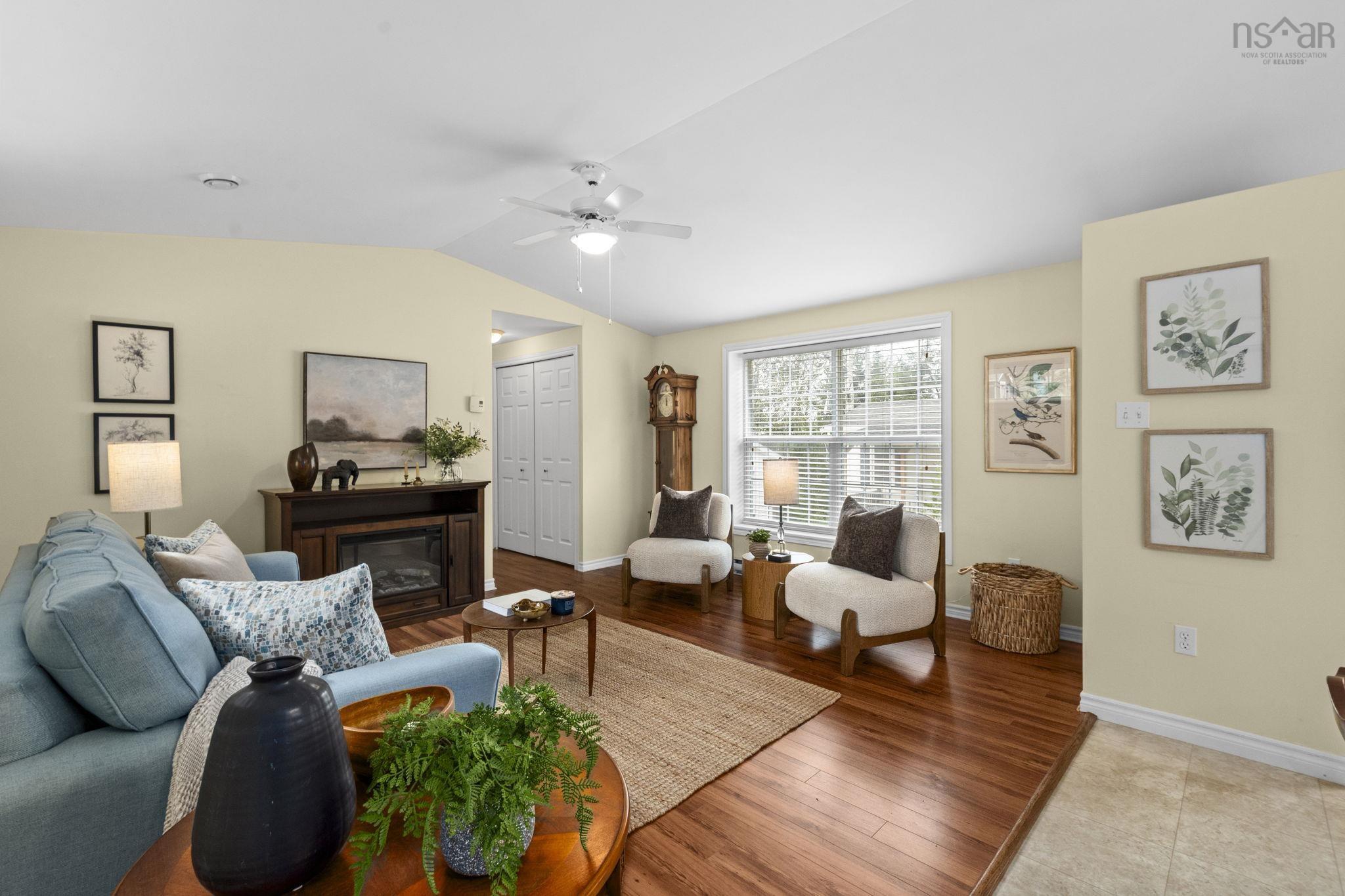 $236,000.00: 33 Commodore Court, New Minas