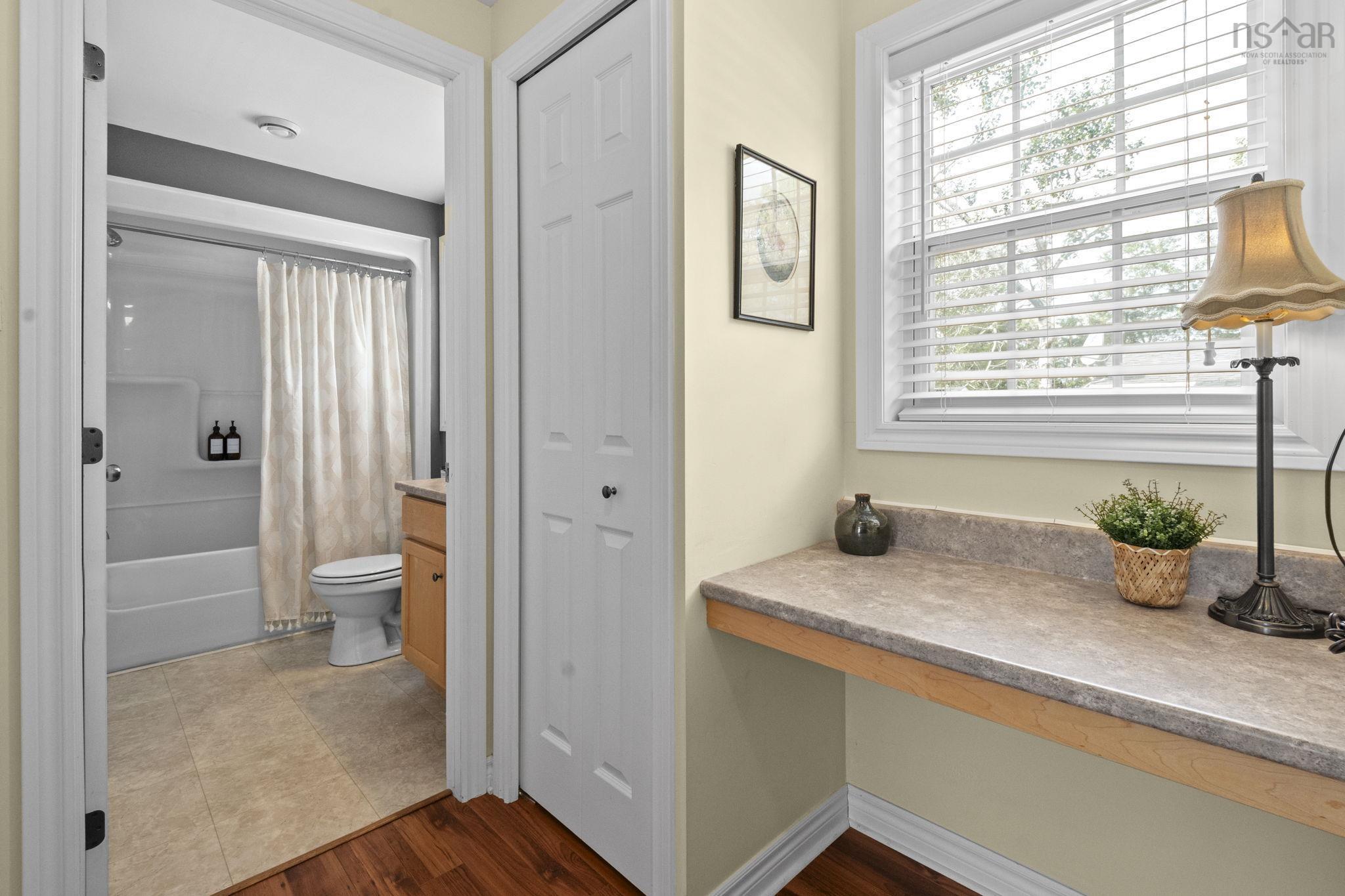 $236,000.00: 33 Commodore Court, New Minas