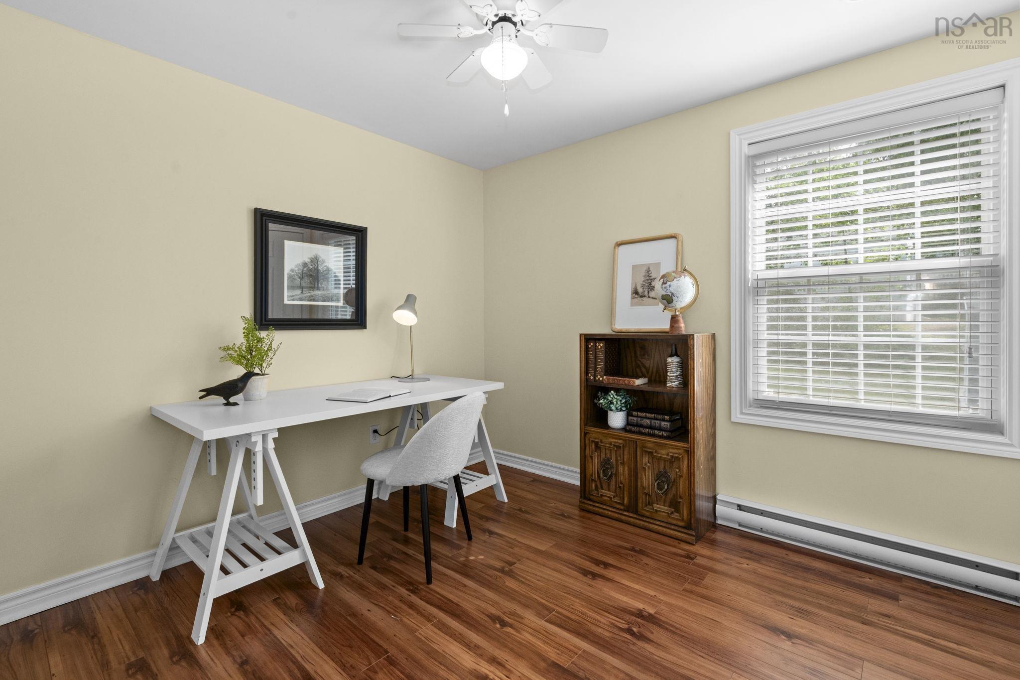 $236,000.00: 33 Commodore Court, New Minas