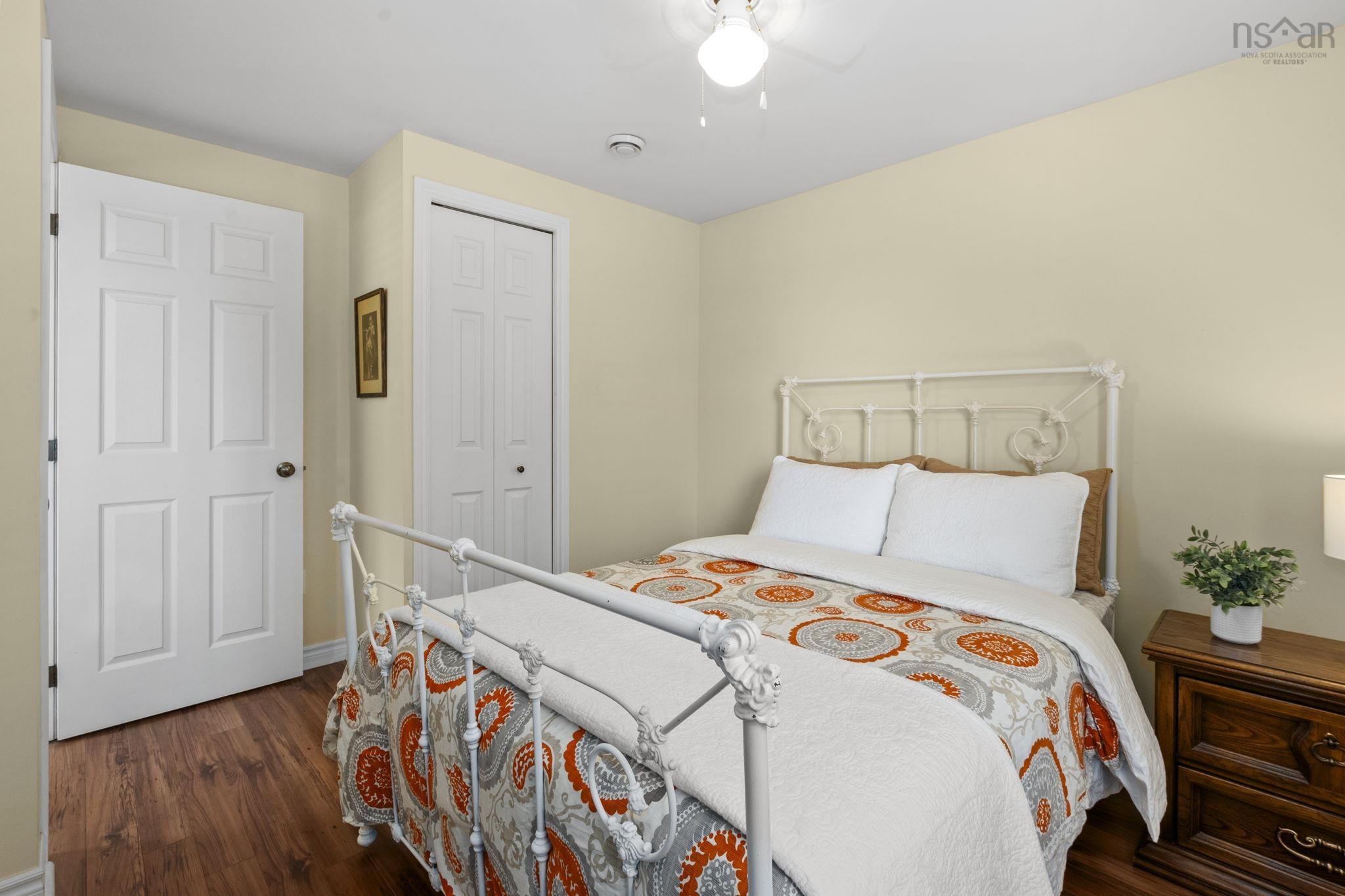 $236,000.00: 33 Commodore Court, New Minas