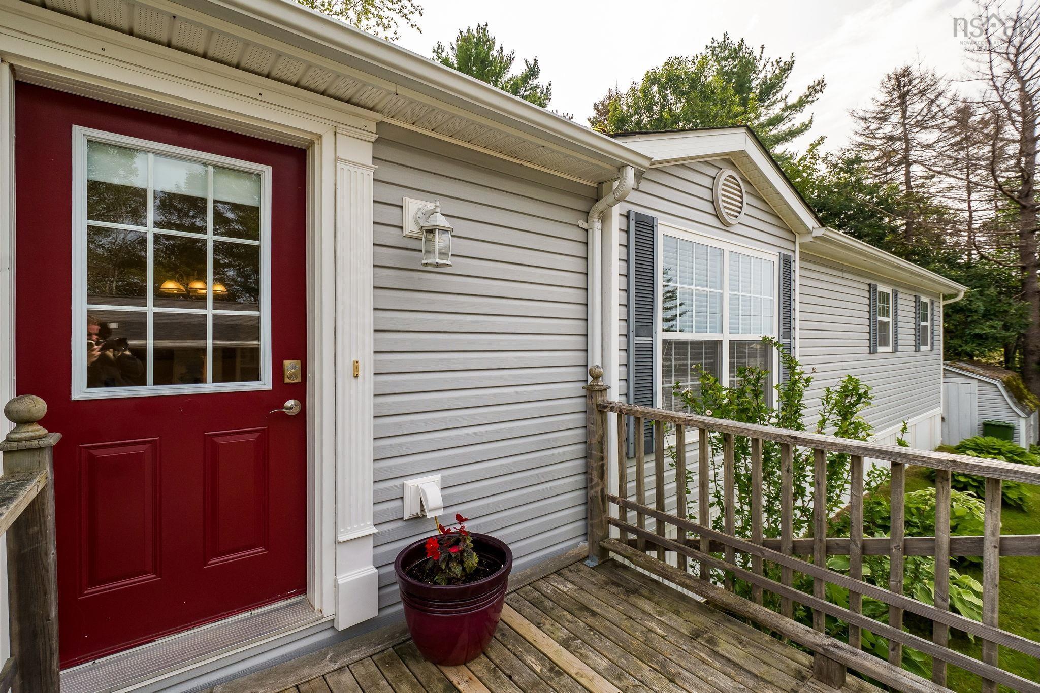 $236,000.00: 33 Commodore Court, New Minas