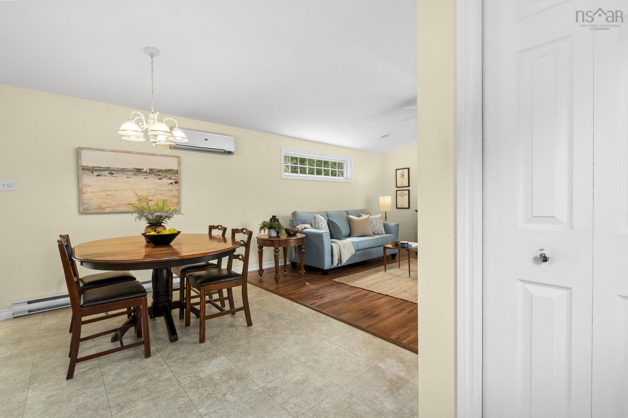 $236,000.00: 33 Commodore Court, New Minas