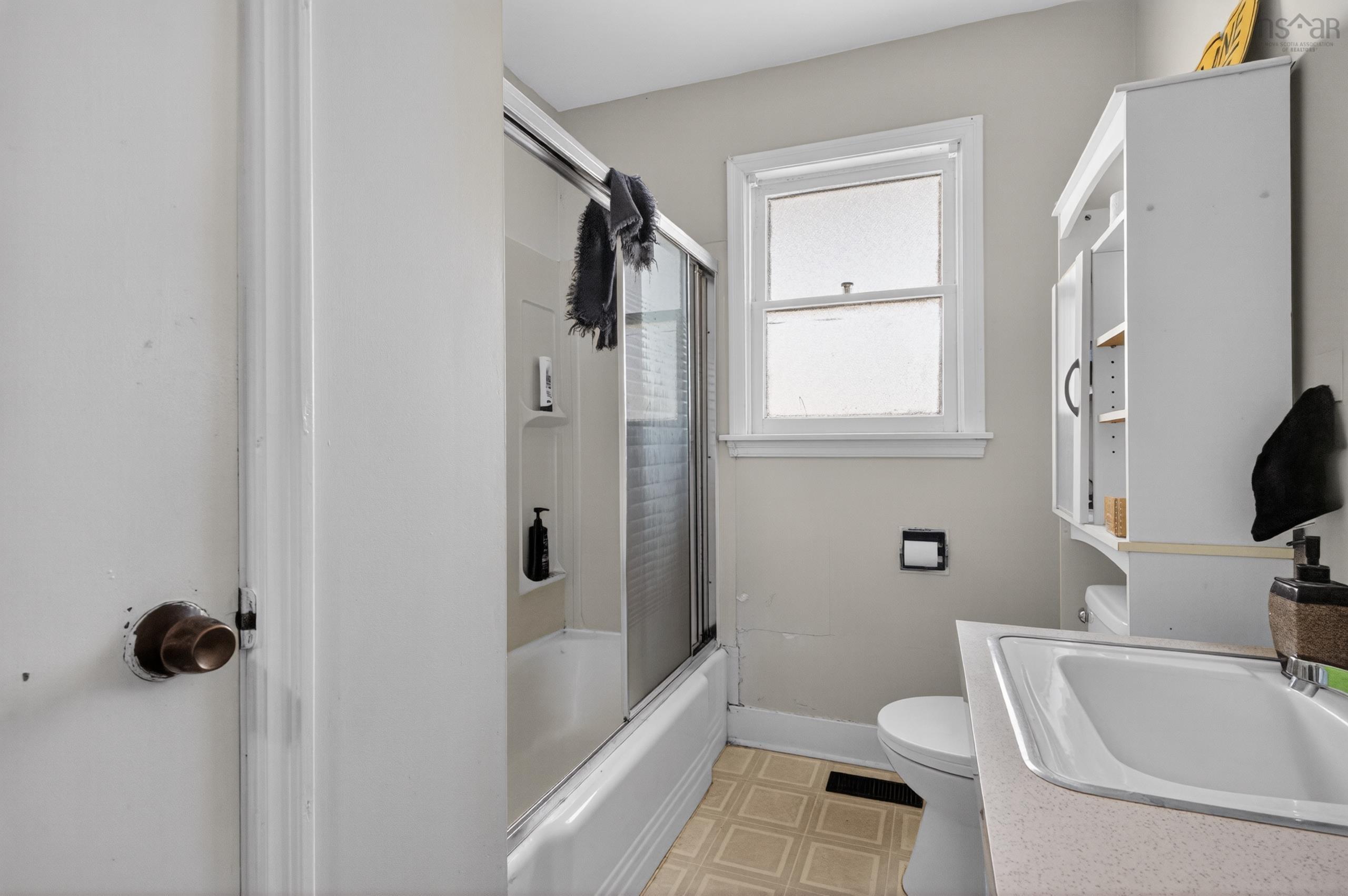 $359,900.00: 41 Park Street, Truro