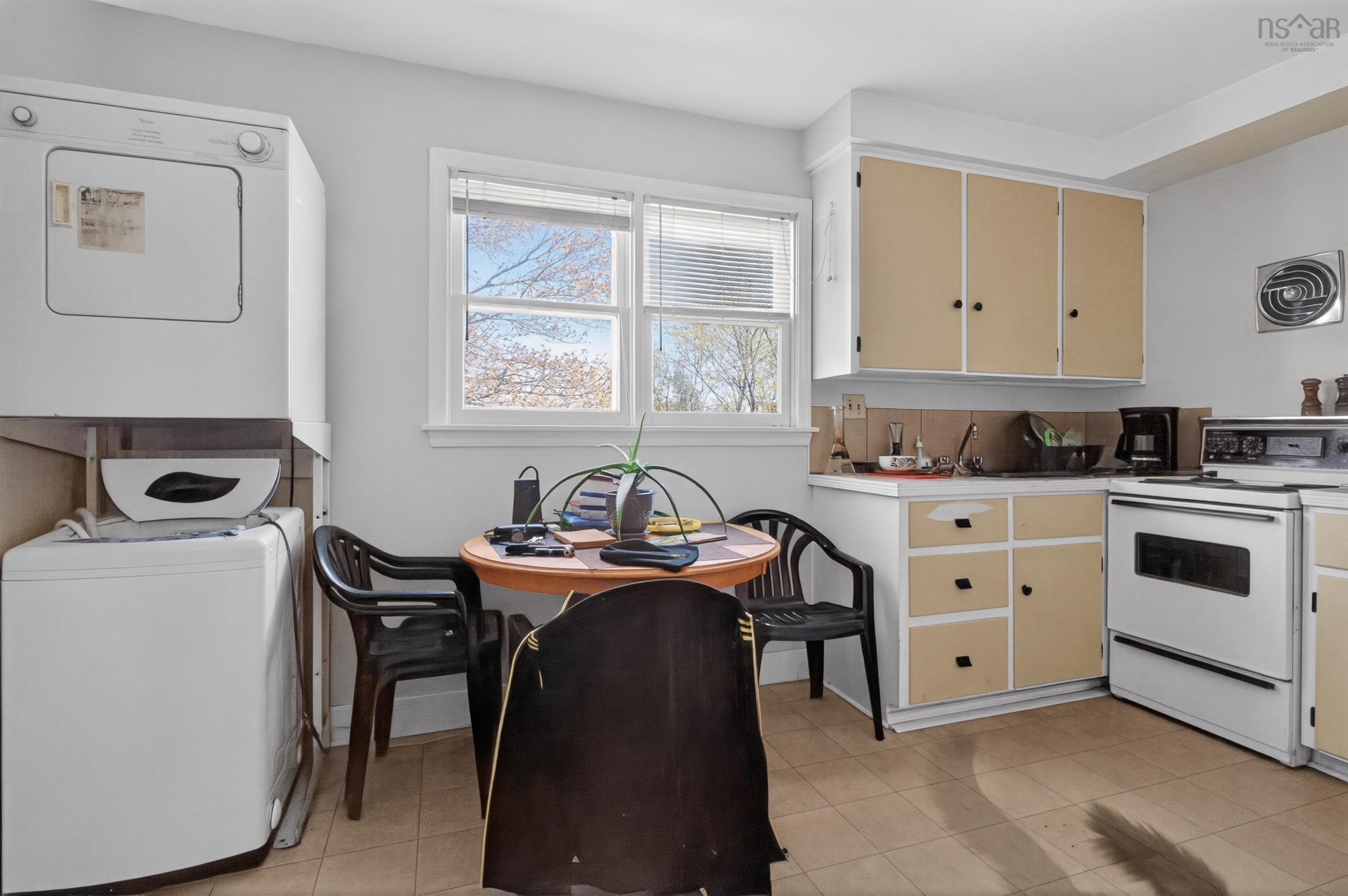 $359,900.00: 41 Park Street, Truro