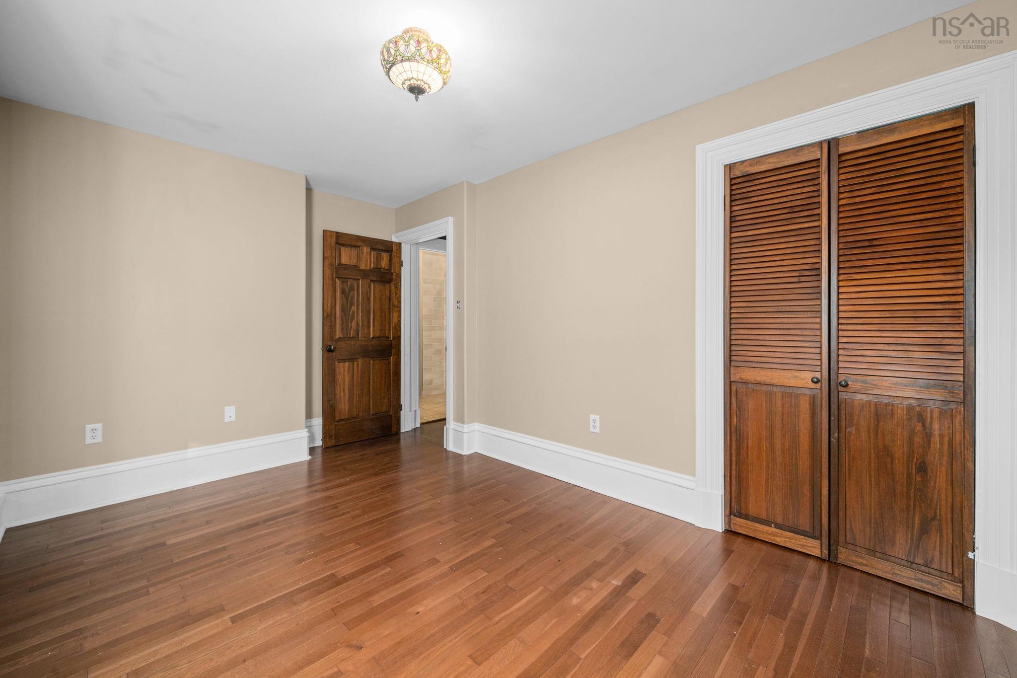 $769,900.00: 2615 Fuller Terrace, Halifax