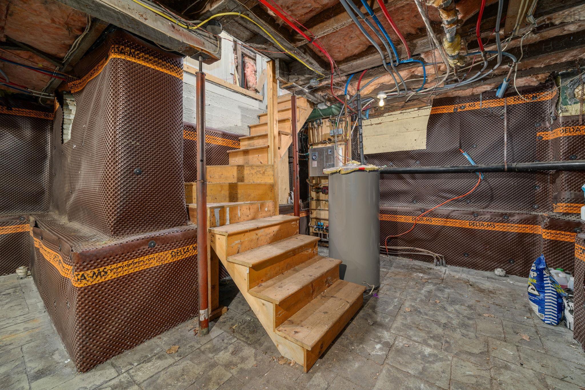 $769,900.00: 2615 Fuller Terrace, Halifax