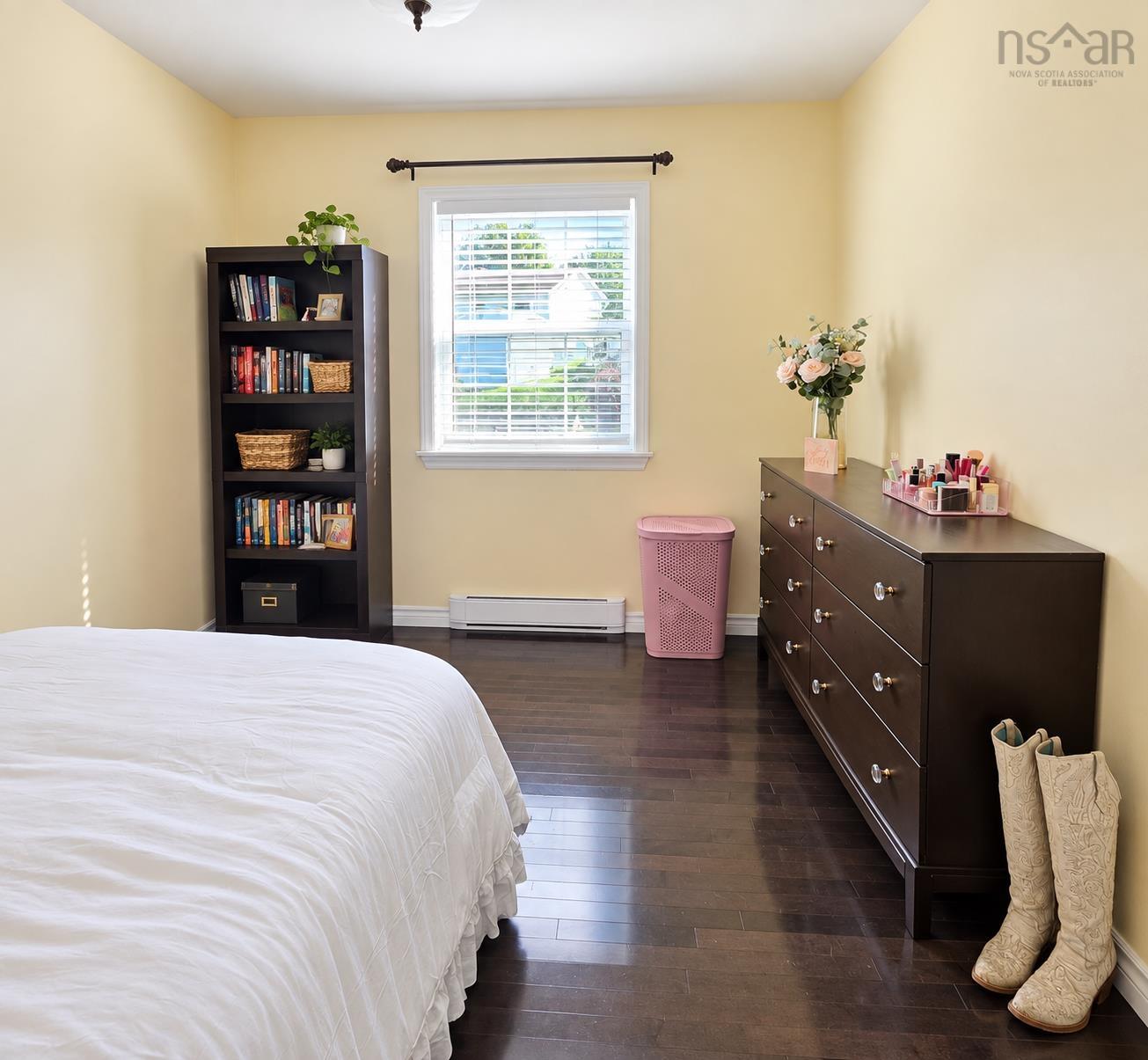 $550,000.00: 18 Canso Drive, Sydney