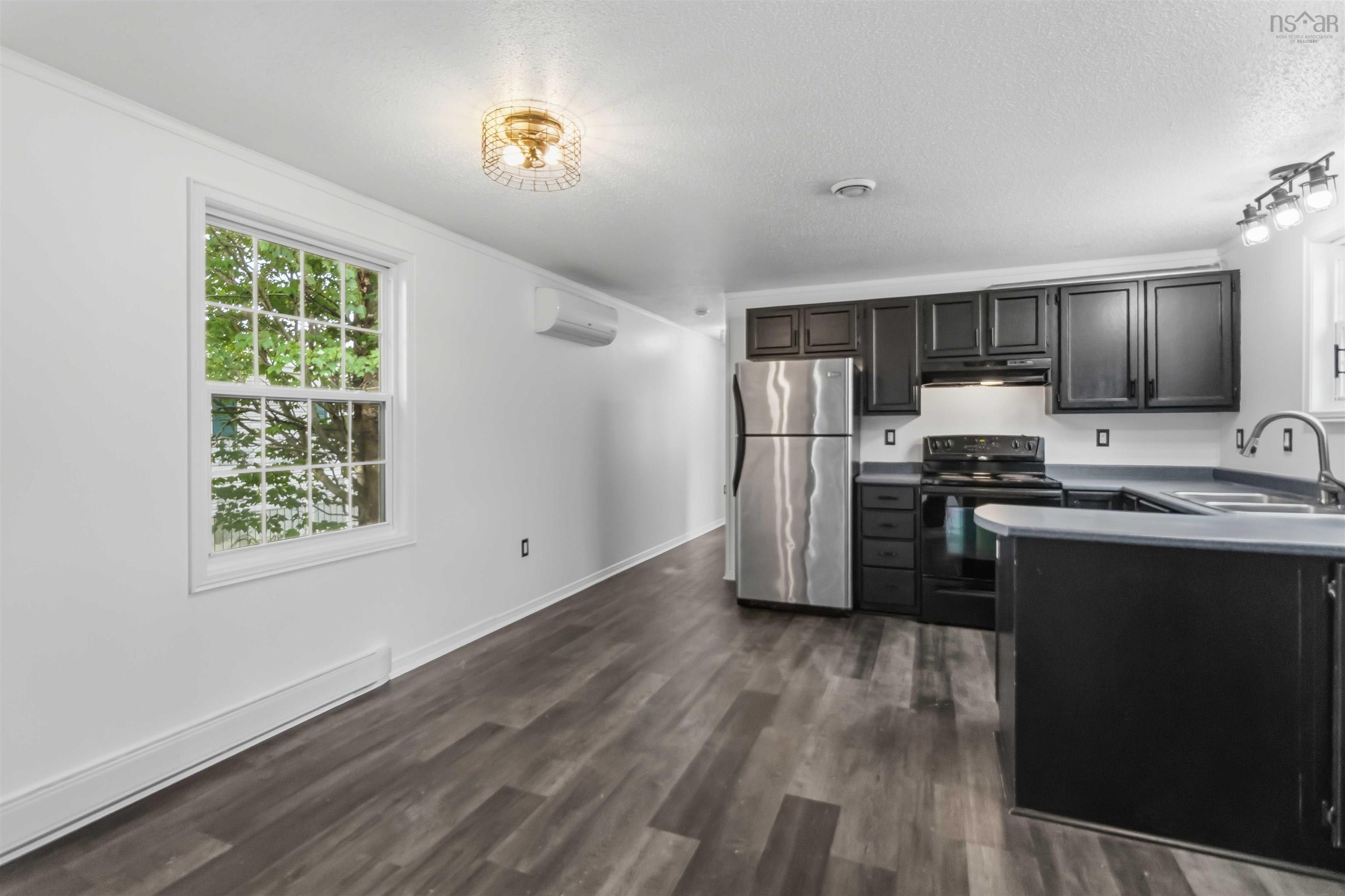 $210,000.00: 6 Commodore Avenue, Middle Sackville