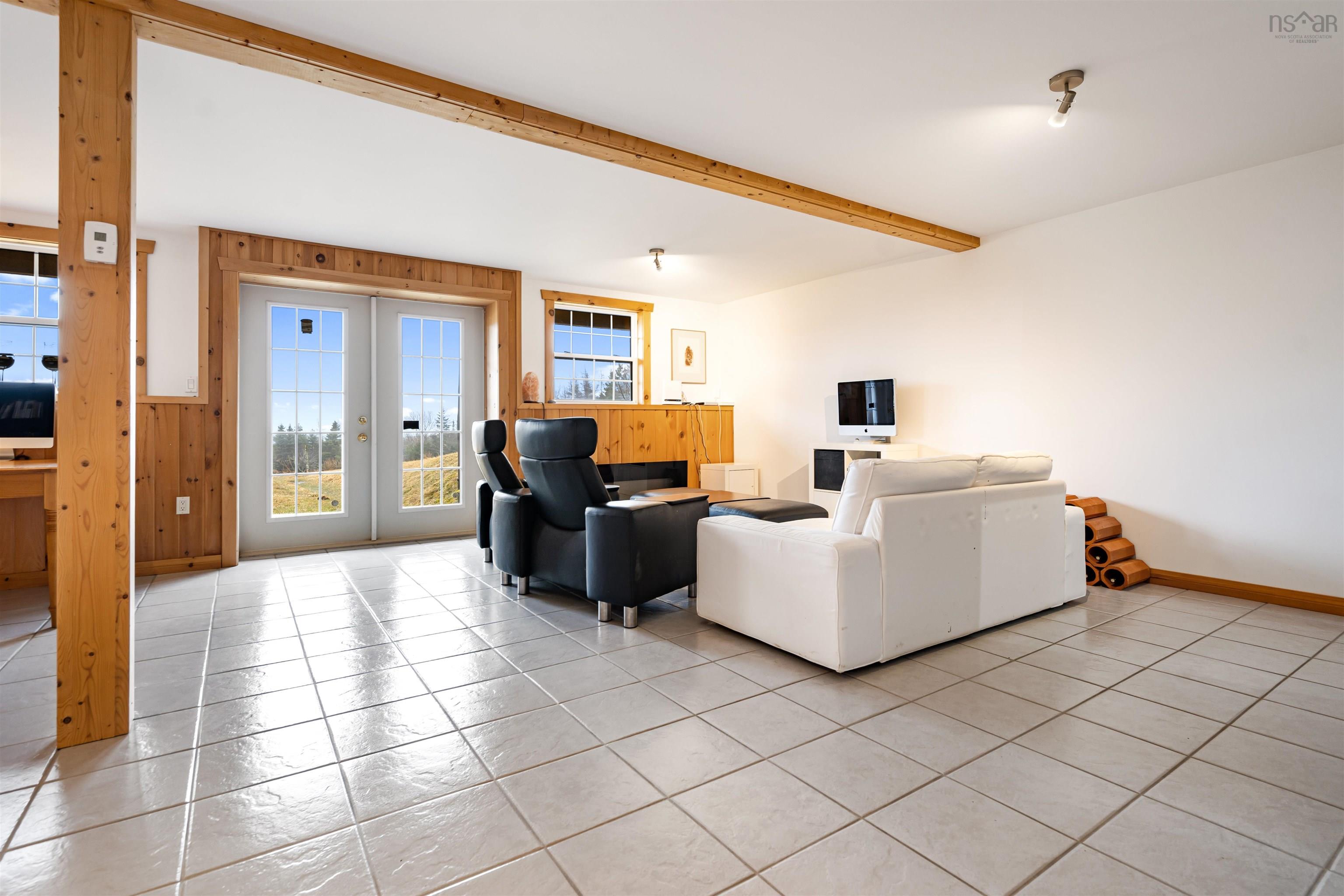 $995,000.00: 923 Soldiers Cove Road, Lewis Cove Road