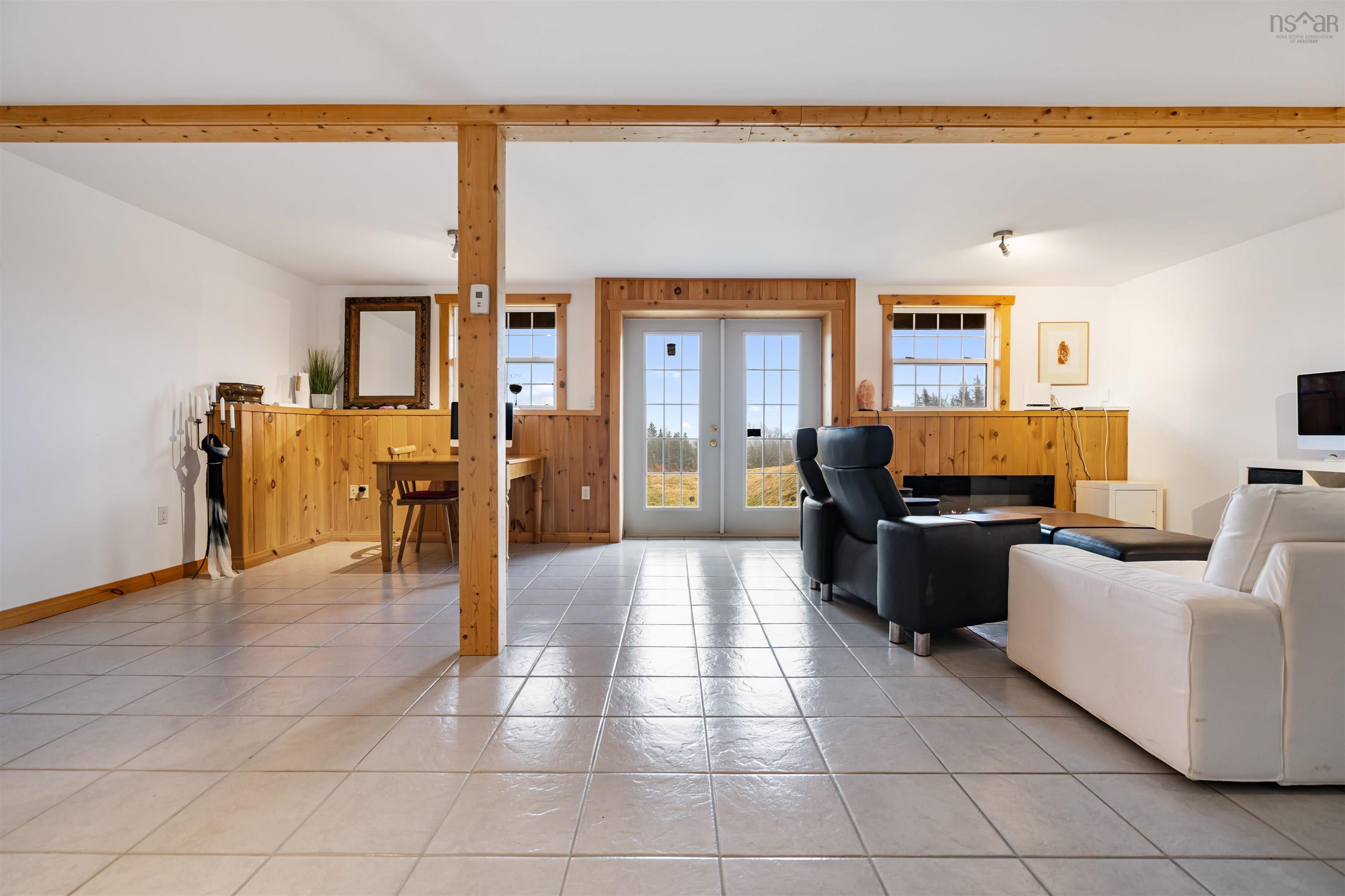 $995,000.00: 923 Soldiers Cove Road, Lewis Cove Road