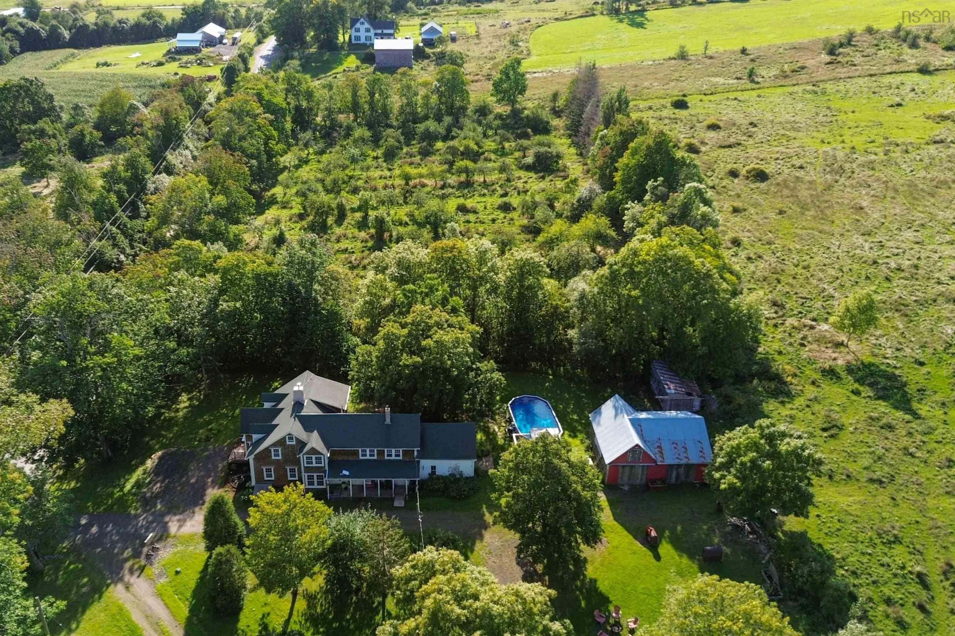 $799,000.00: 2591 Clarence Road, Clarence