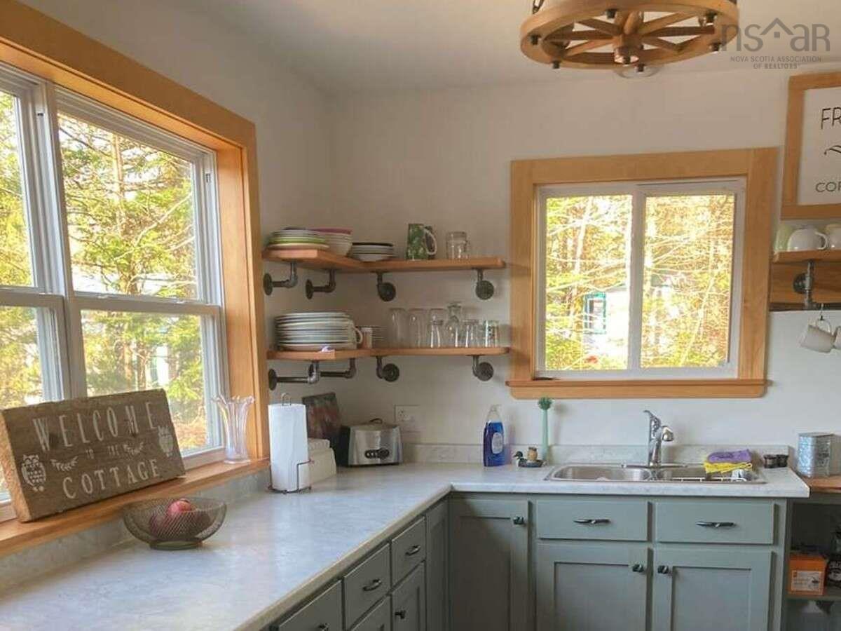 $359,900.00: 939 Dean Settlement Road, Trafalgar