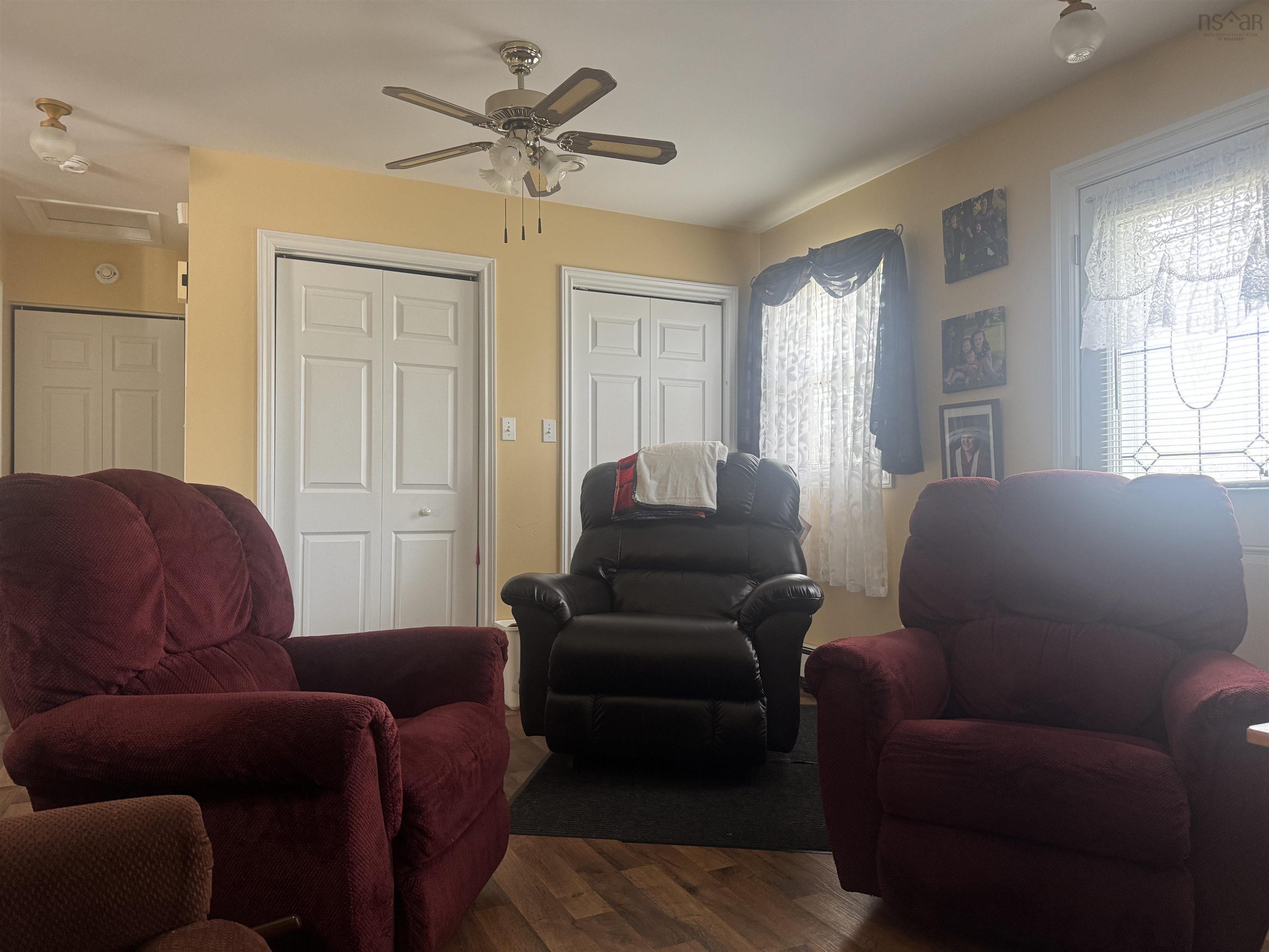 $369,000.00: 281 Park Road, Florence