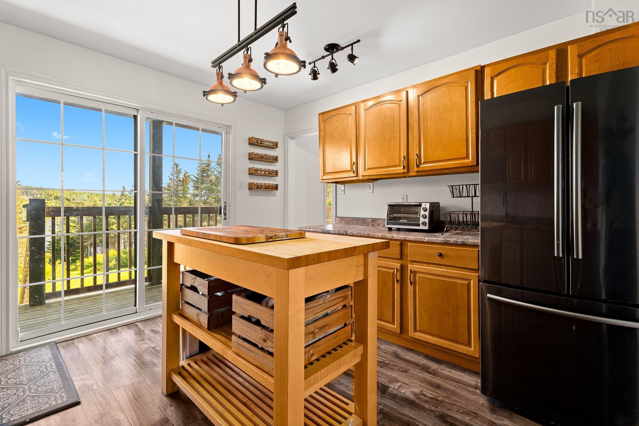 $549,900.00: 449 Causeway Road, Seaforth