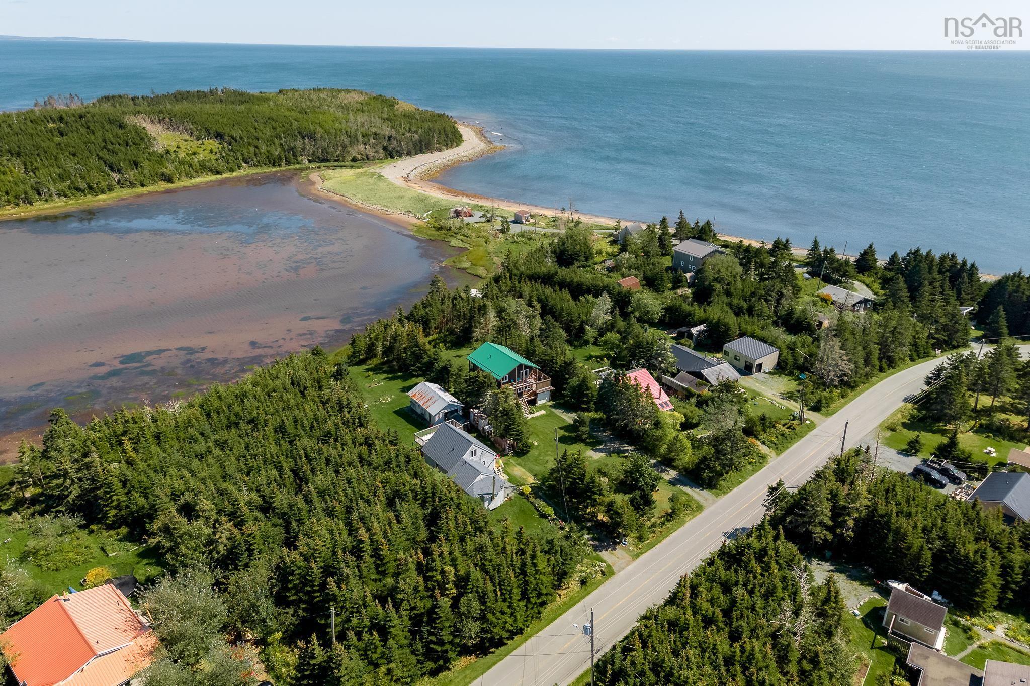 $549,900.00: 449 Causeway Road, Seaforth