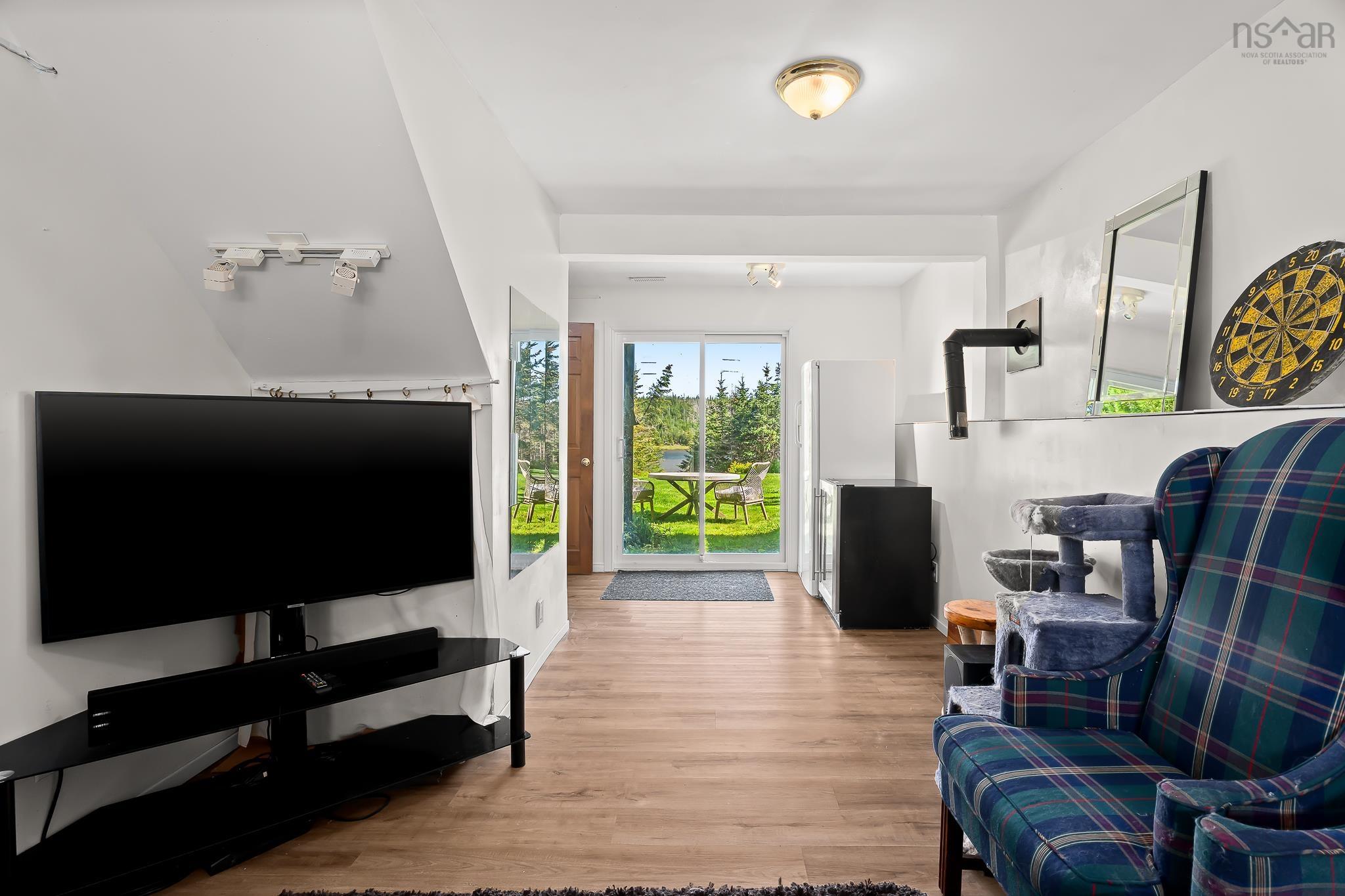$549,900.00: 449 Causeway Road, Seaforth