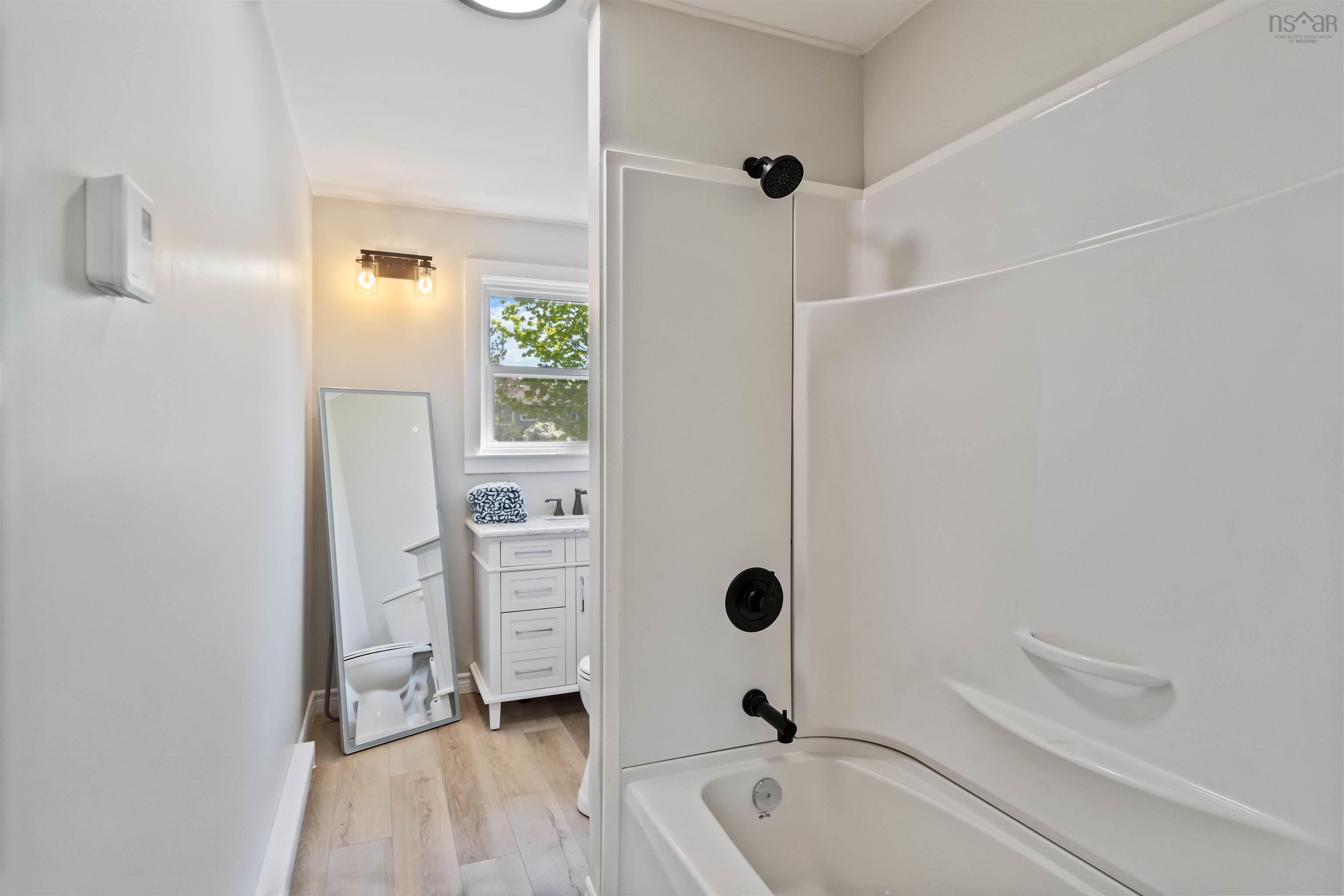 $1,035,000.00: 18 Woodman Road, Wolfville