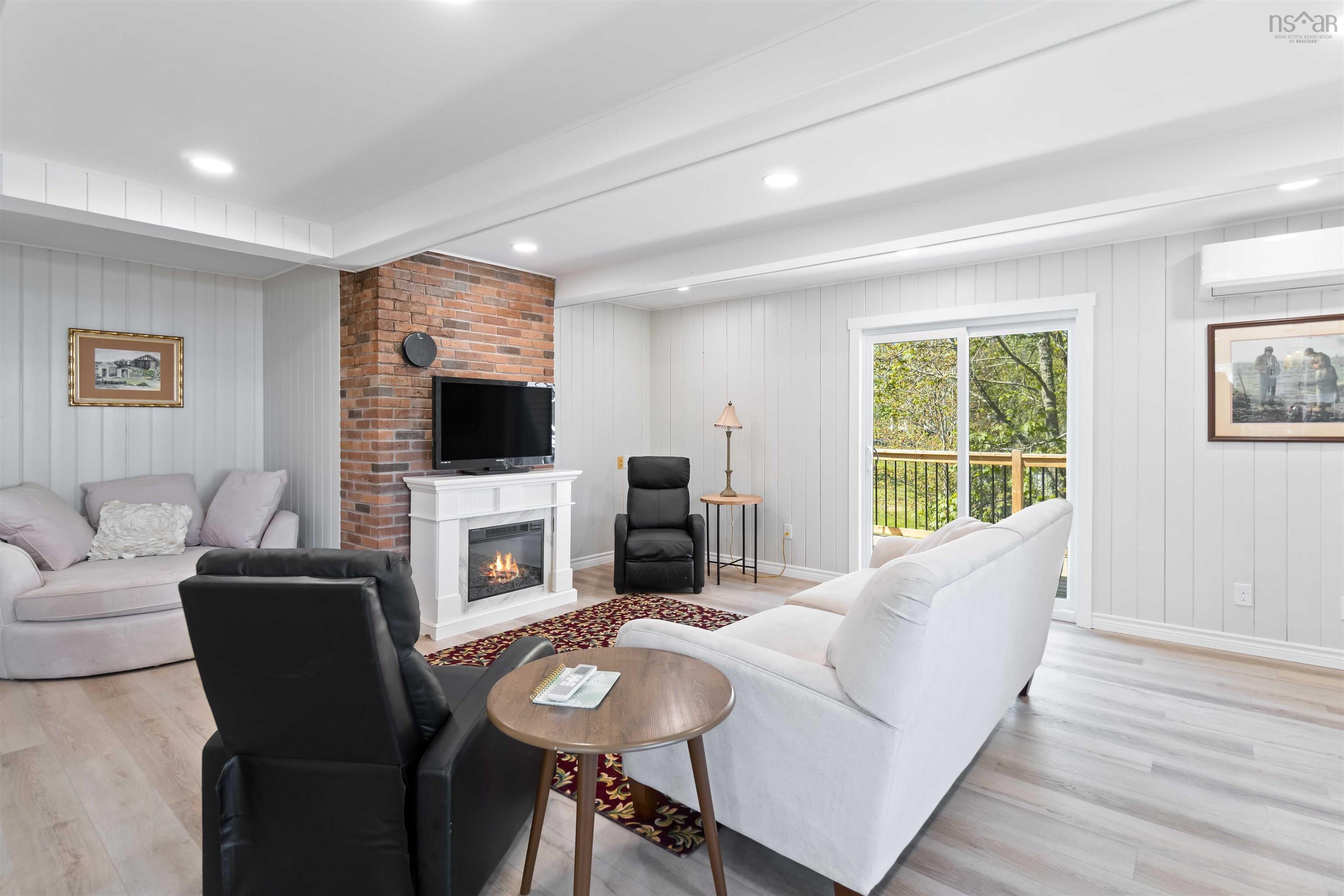 $1,035,000.00: 18 Woodman Road, Wolfville