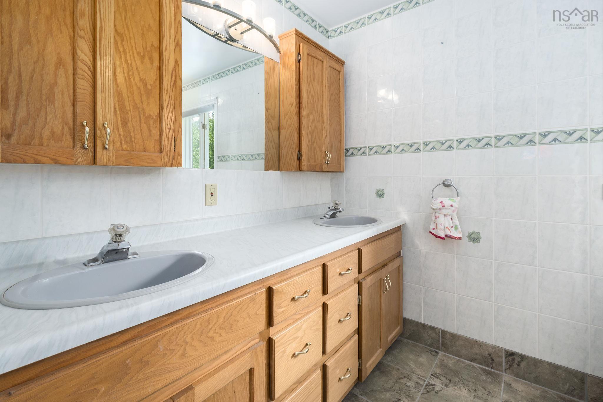 $640,000.00: 46 Cherry Lane, Bridgewater