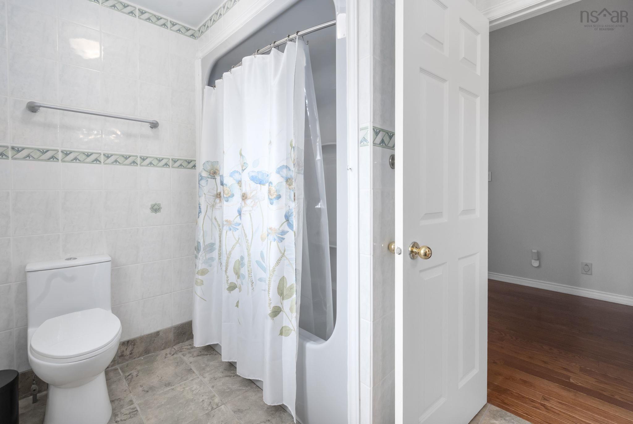 $640,000.00: 46 Cherry Lane, Bridgewater