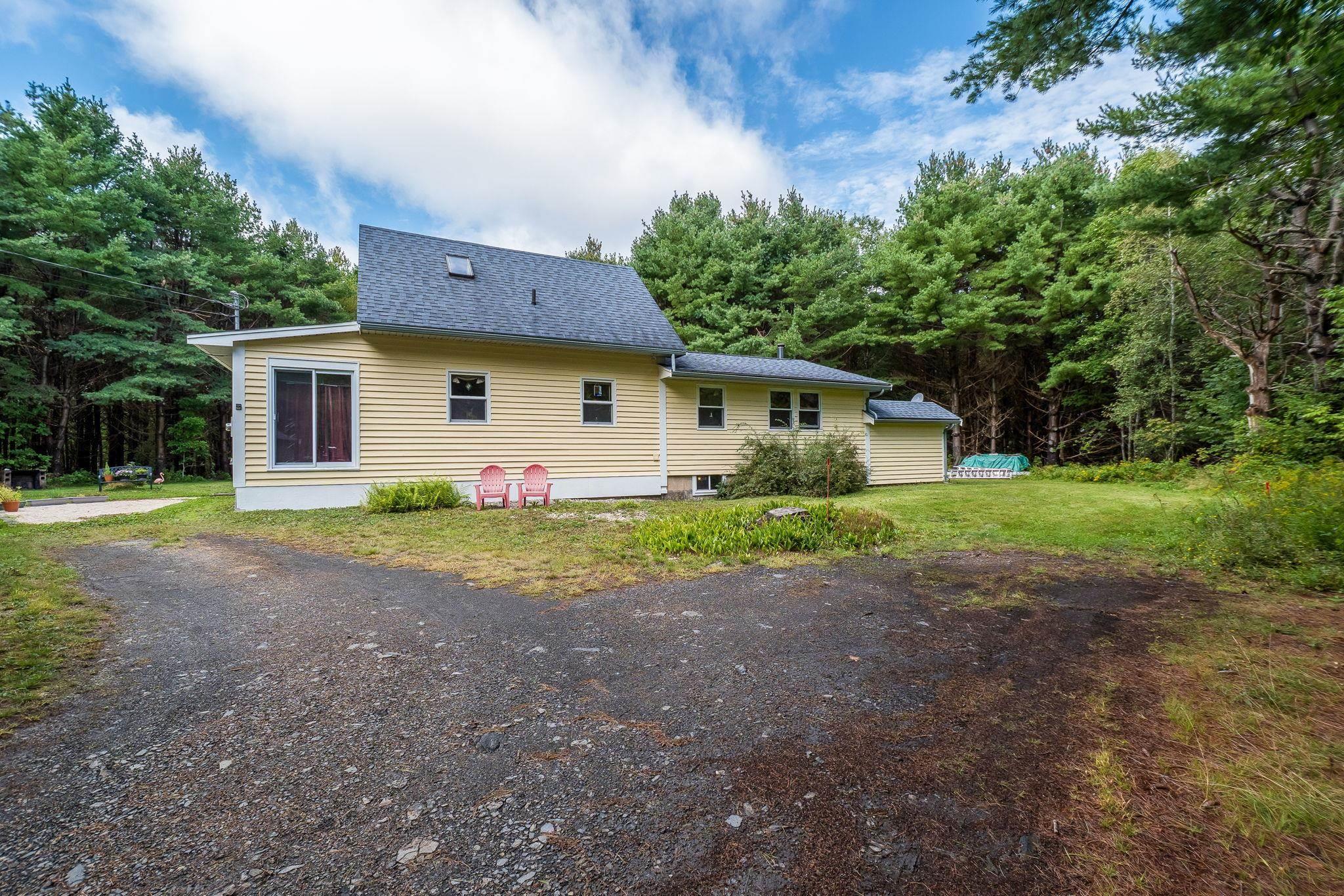 $409,900.00: 2699 Cornwall Road, Middle New Cornwall