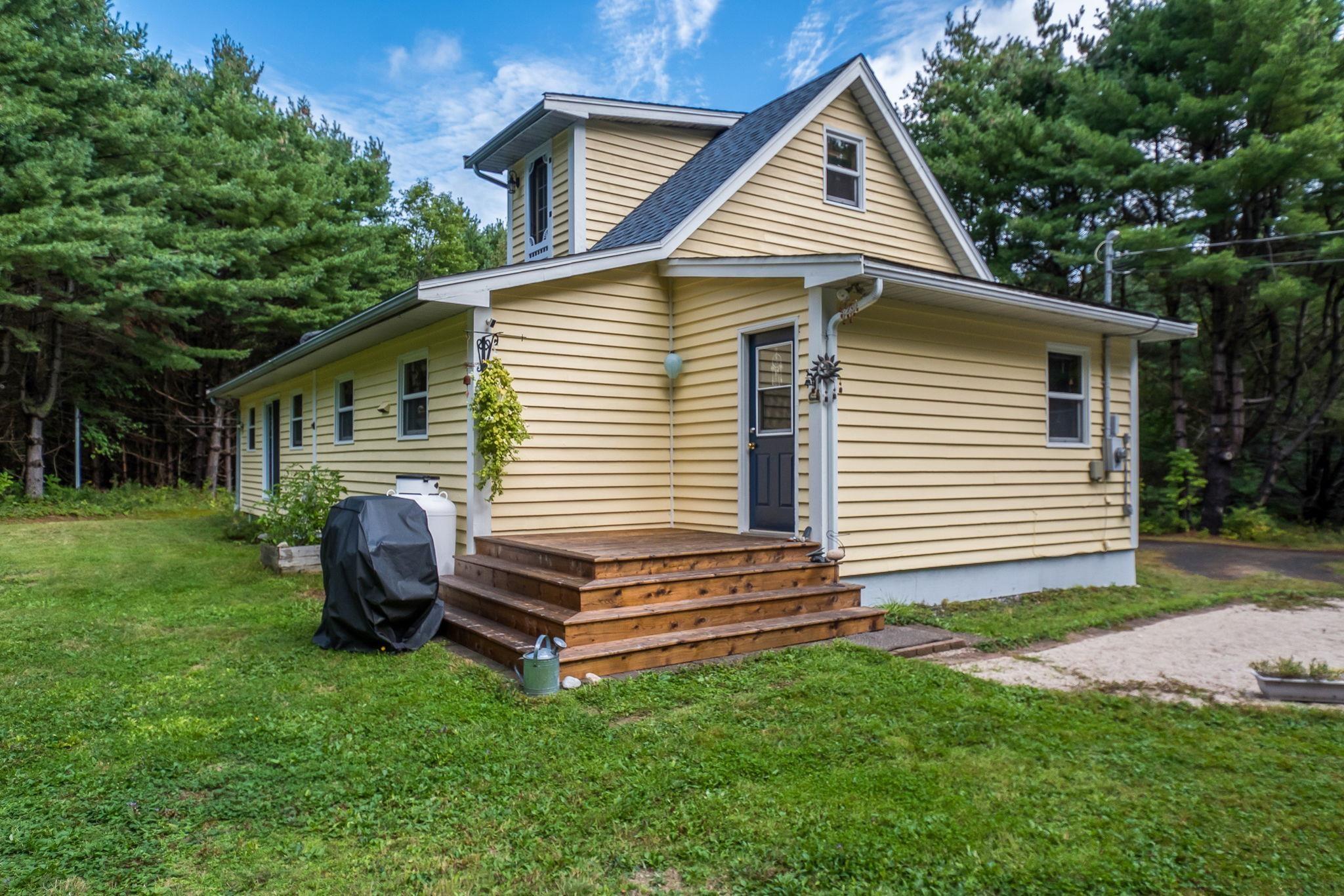 $409,900.00: 2699 Cornwall Road, Middle New Cornwall
