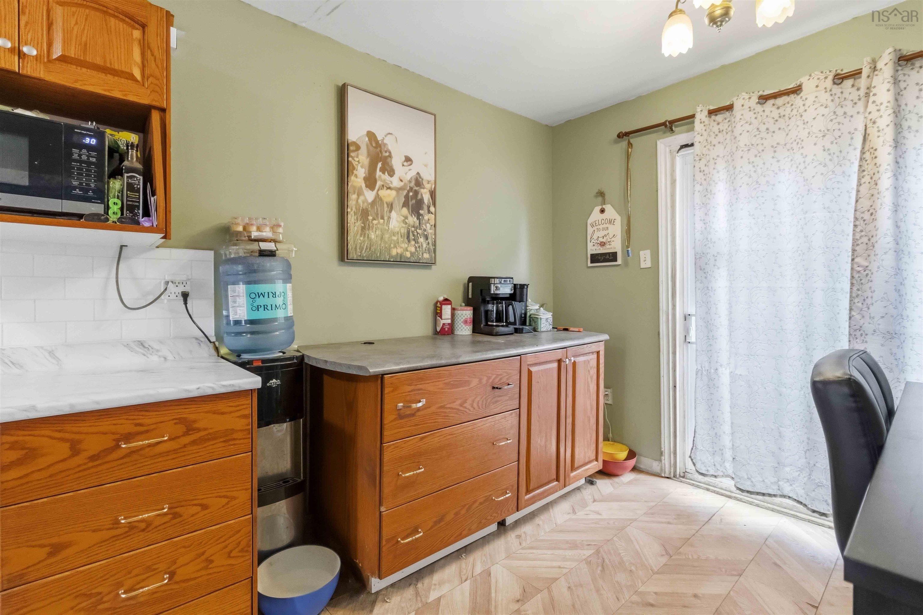 $499,000.00: 55 Coronation Avenue, Fairview