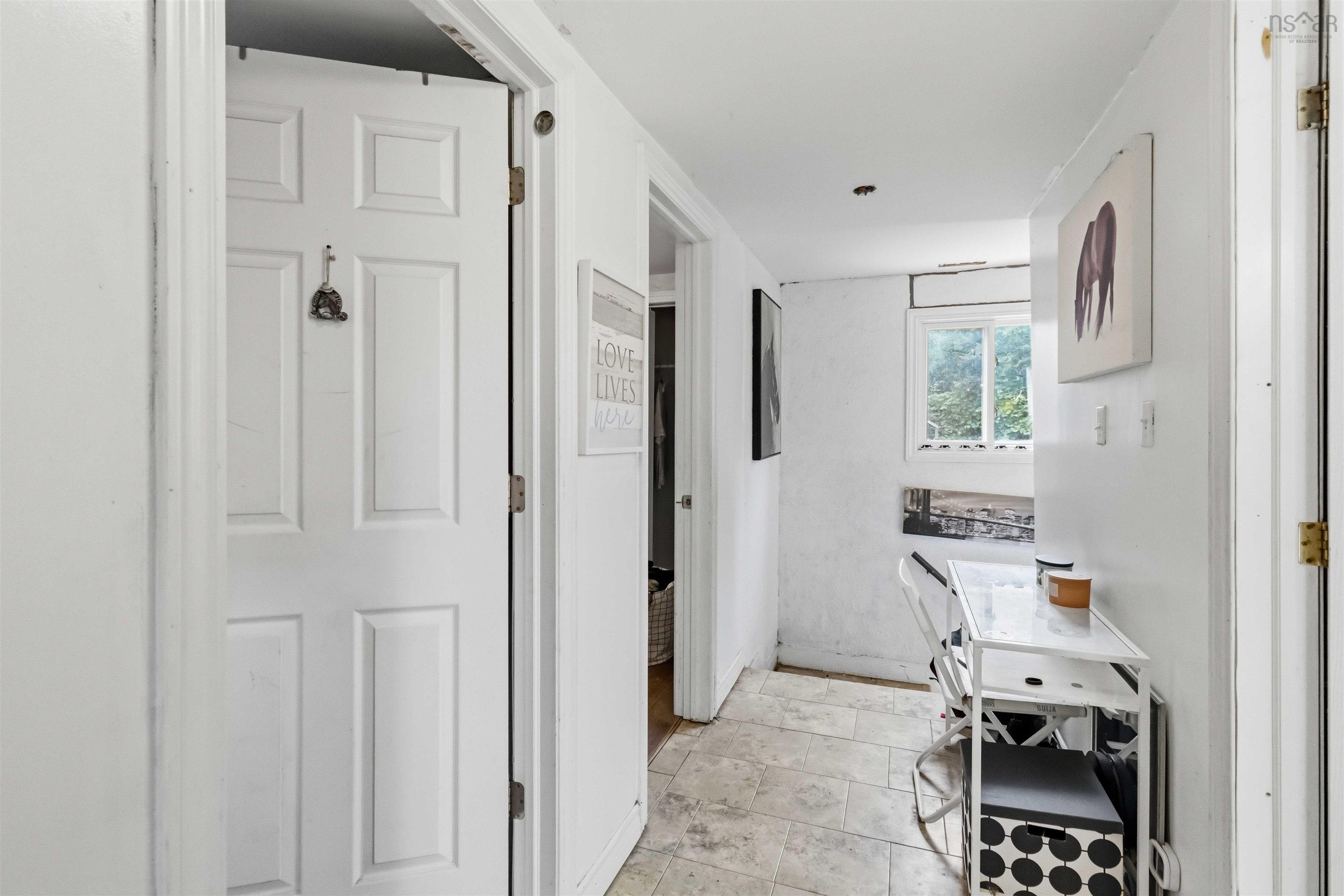 $499,000.00: 55 Coronation Avenue, Fairview