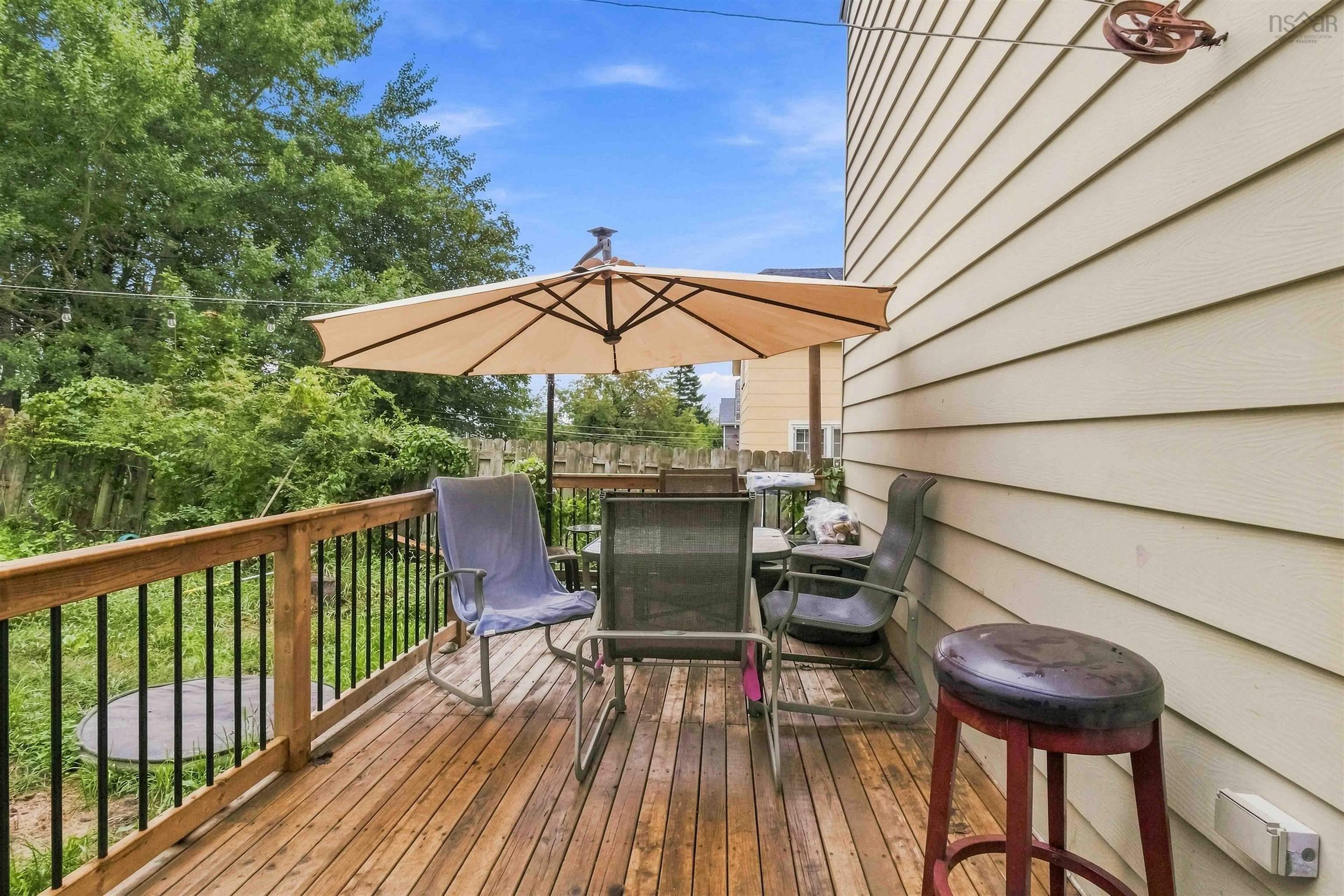$499,000.00: 55 Coronation Avenue, Fairview