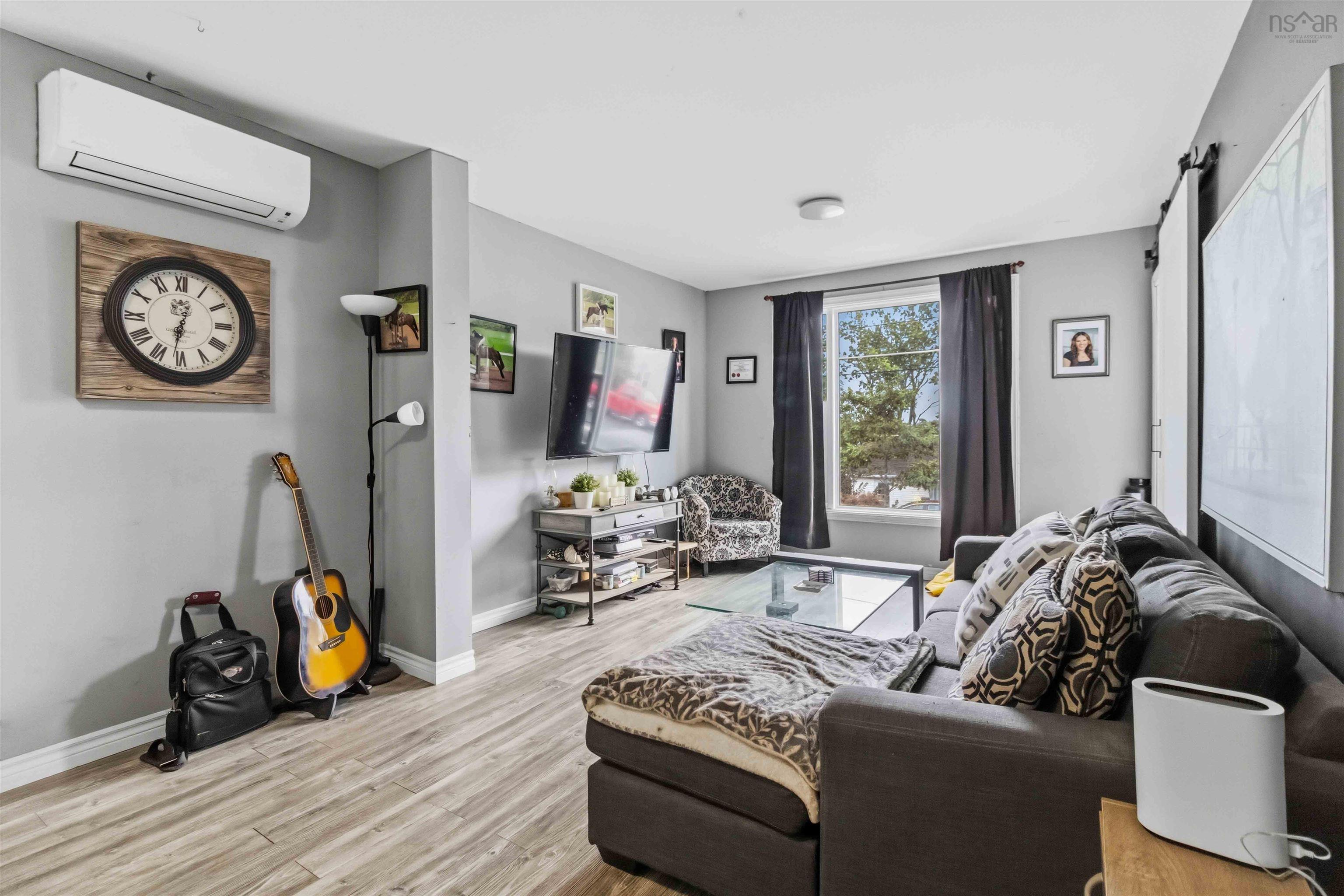 $499,000.00: 55 Coronation Avenue, Fairview