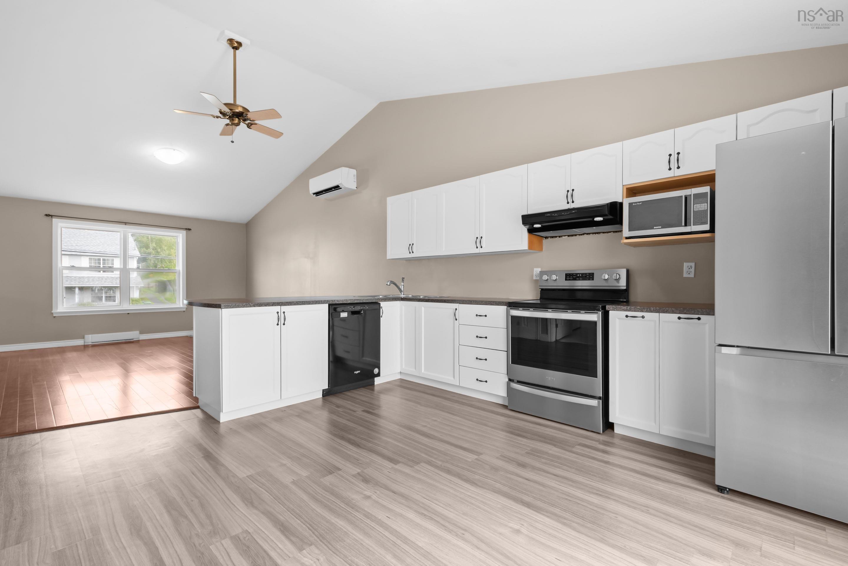 $424,900.00: 33 Brookview Drive, Cole Harbour