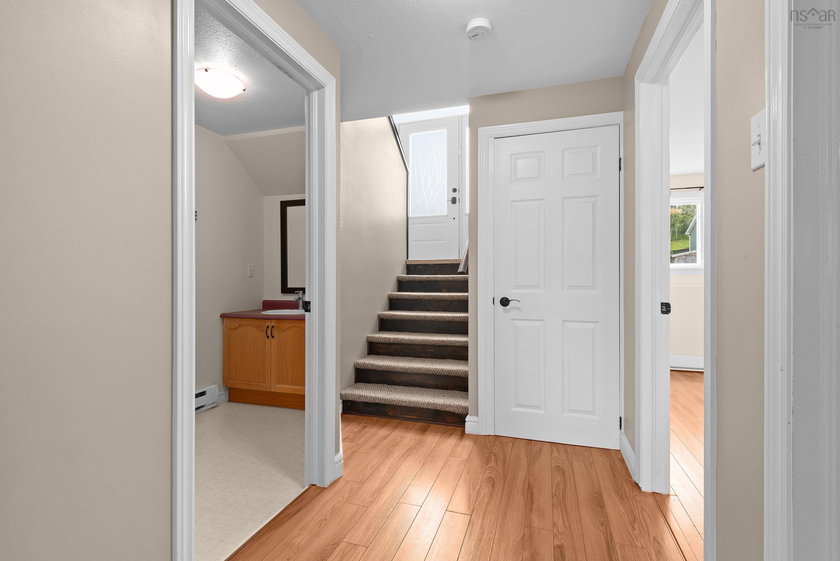 $424,900.00: 33 Brookview Drive, Cole Harbour