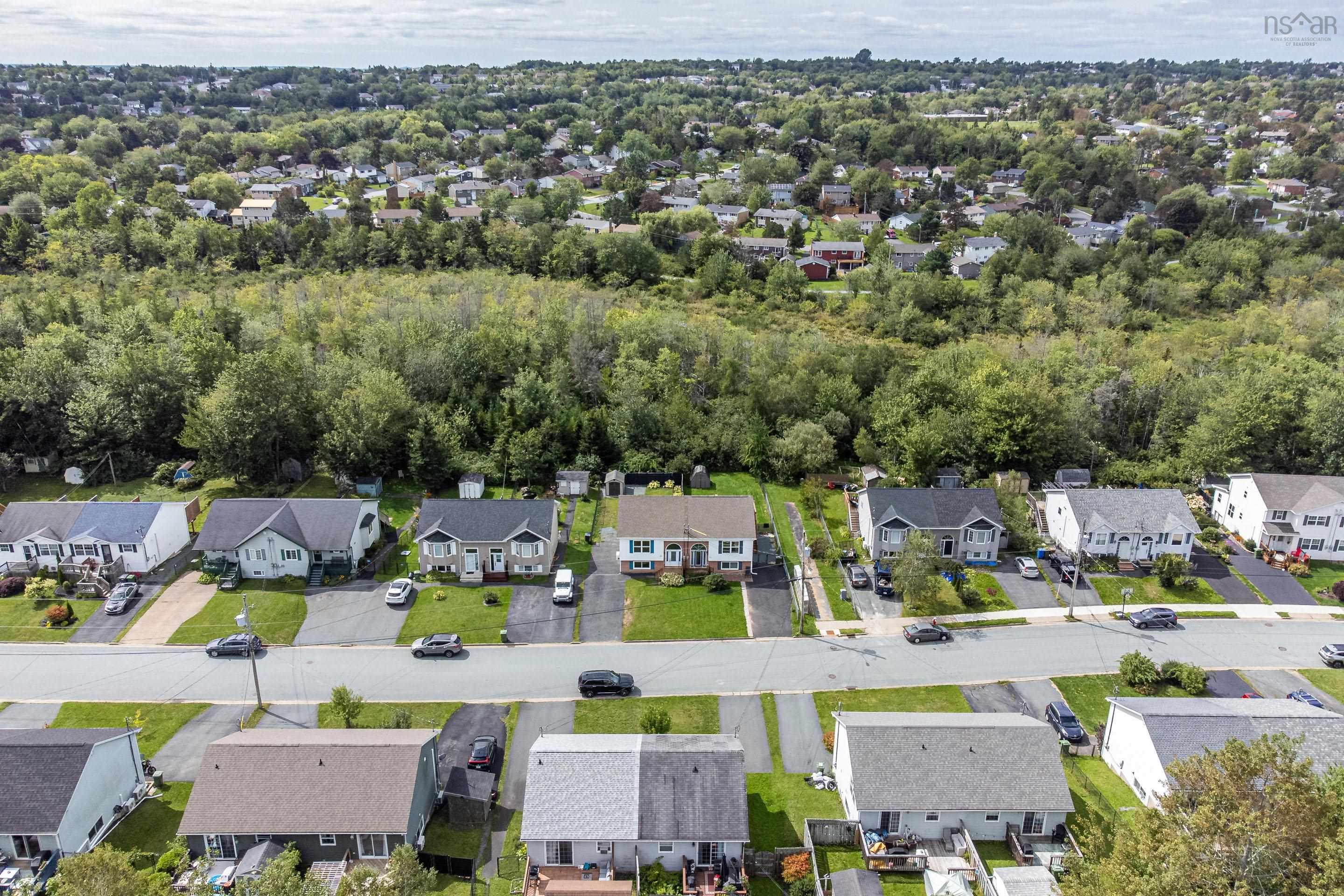 $424,900.00: 33 Brookview Drive, Cole Harbour