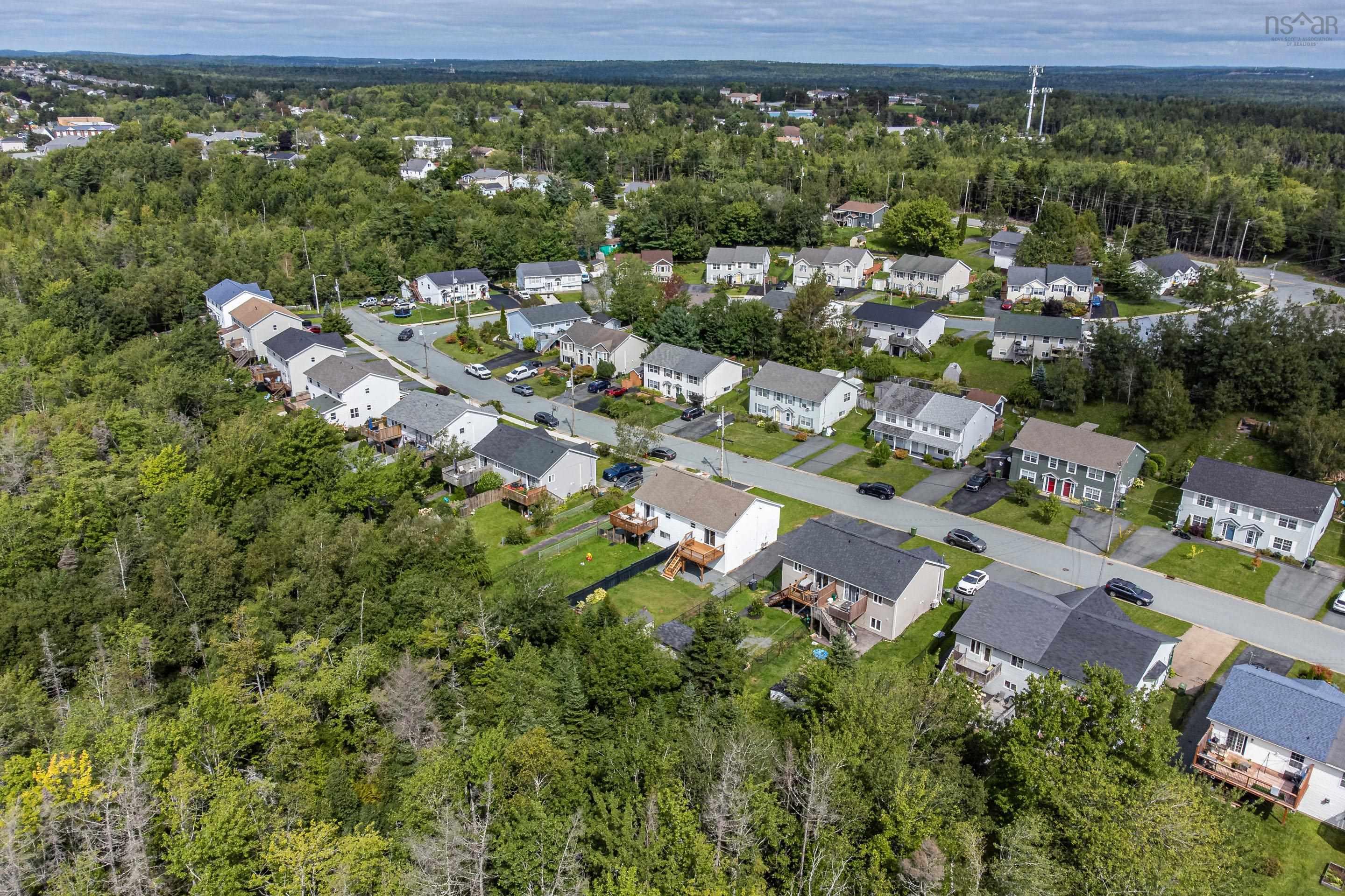 $424,900.00: 33 Brookview Drive, Cole Harbour