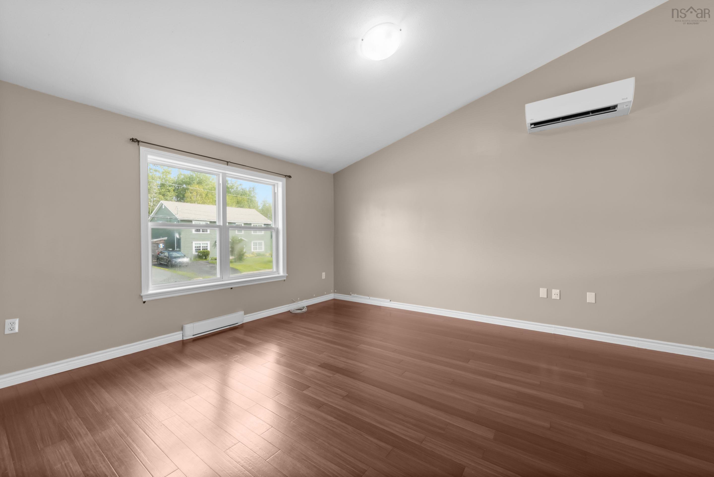 $424,900.00: 33 Brookview Drive, Cole Harbour