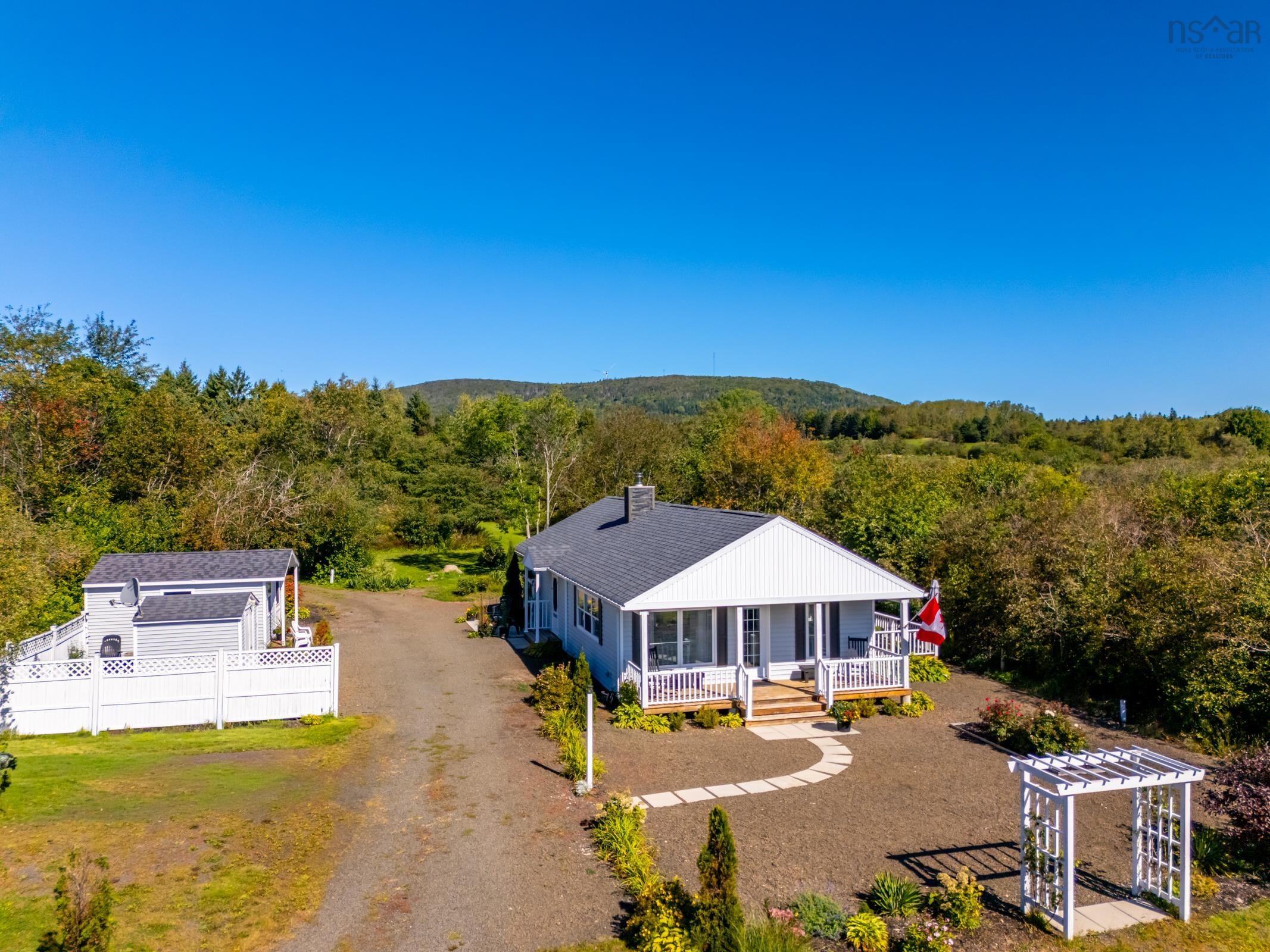 $398,000.00: 18 Parker Mountain Road, Granville Ferry