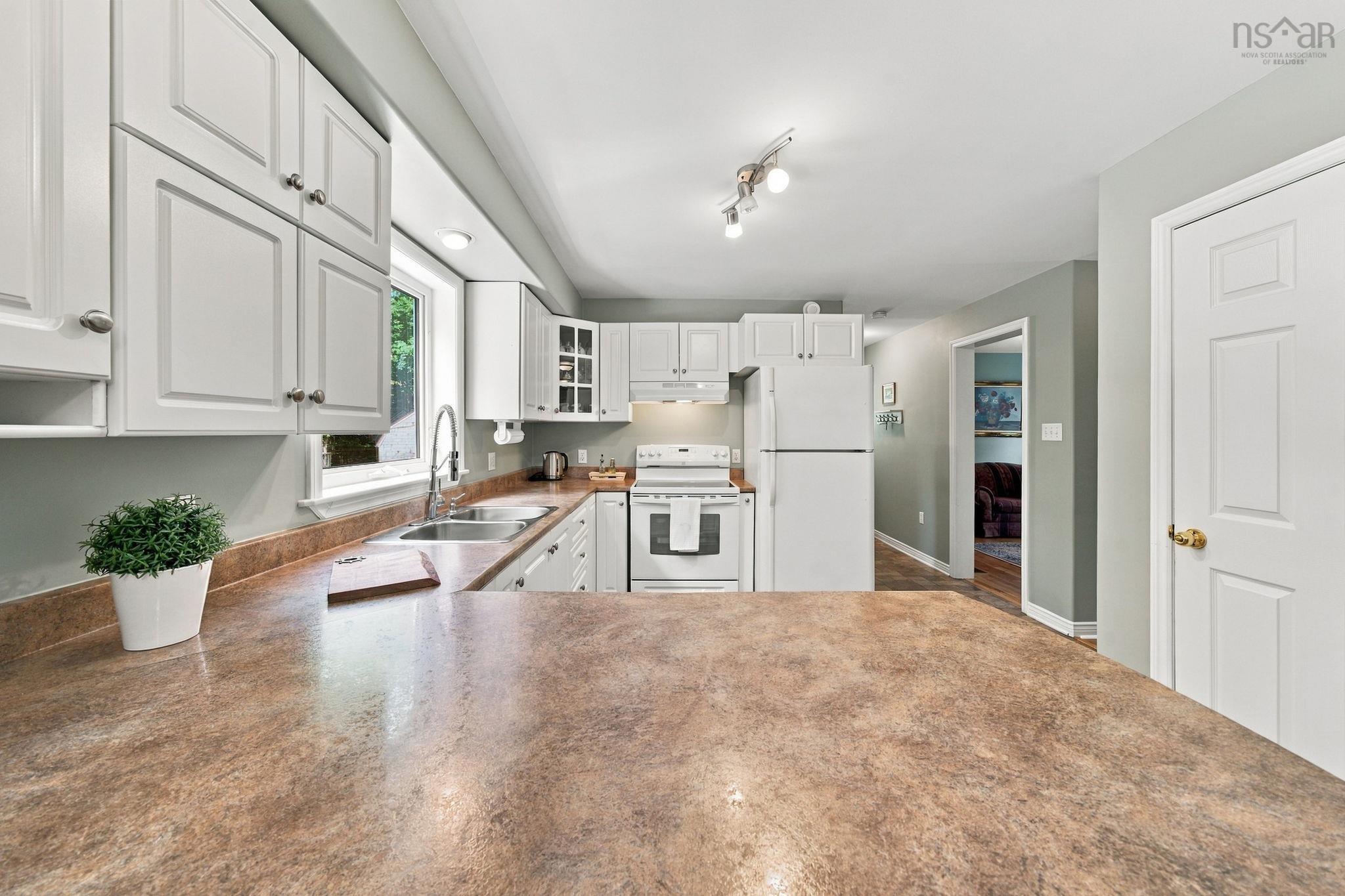 $589,900.00: 61 Terradore Lane, Hammonds Plains